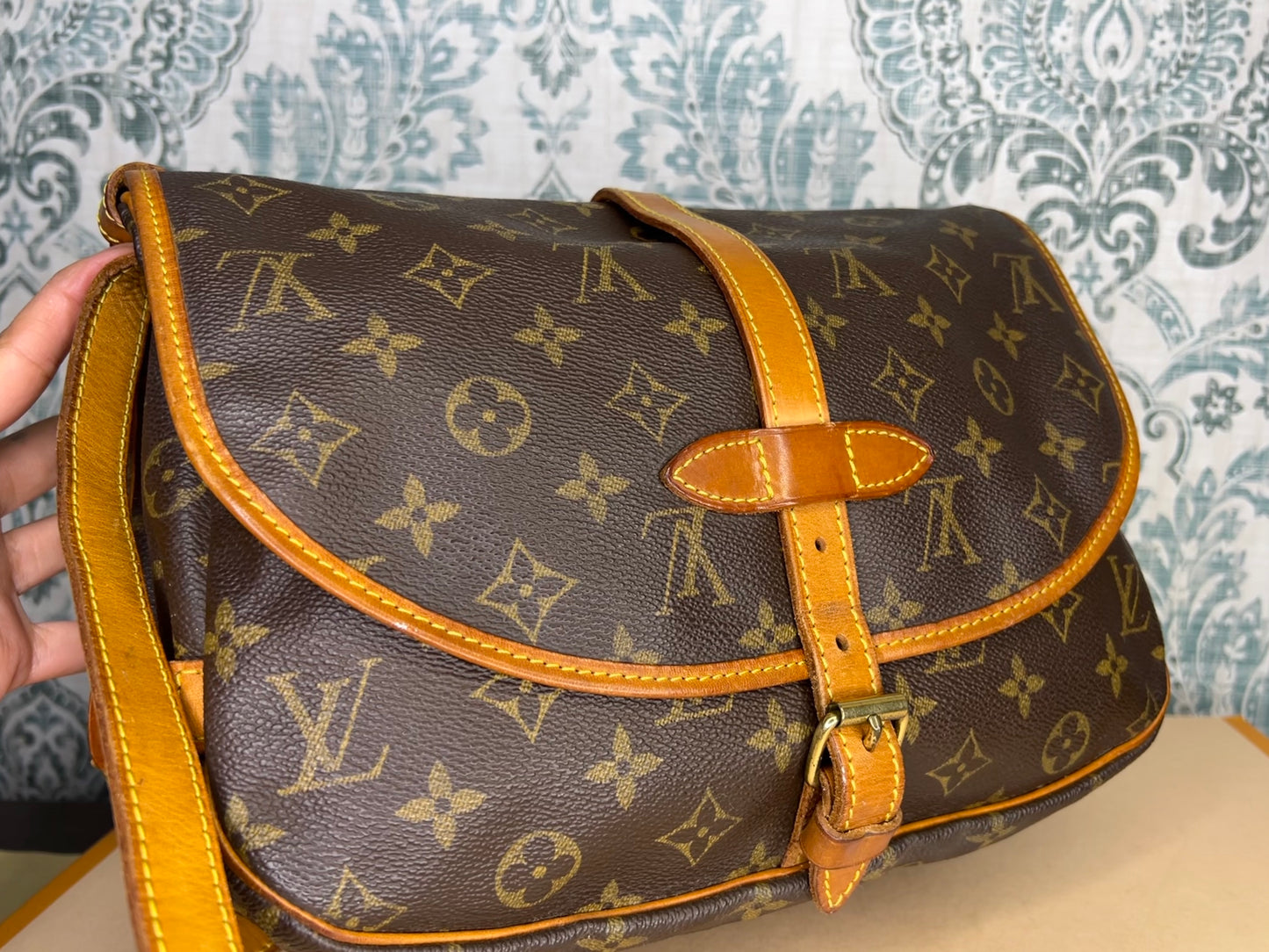Louis Vuitton Saumur 30