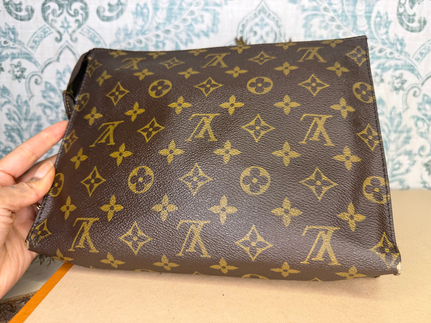 Louis Vuitton Toiletry 26 #1 (needs new zipper)