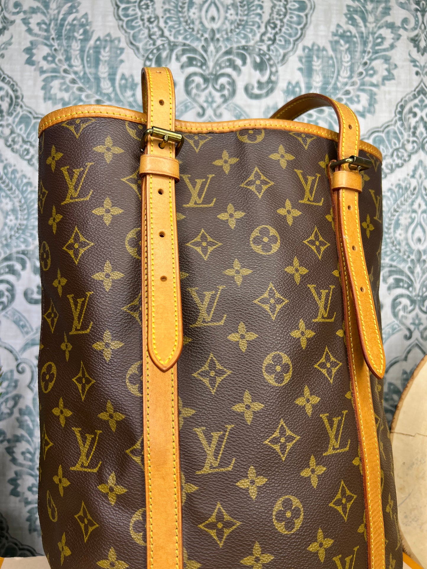 Louis Vuitton Bucket GM