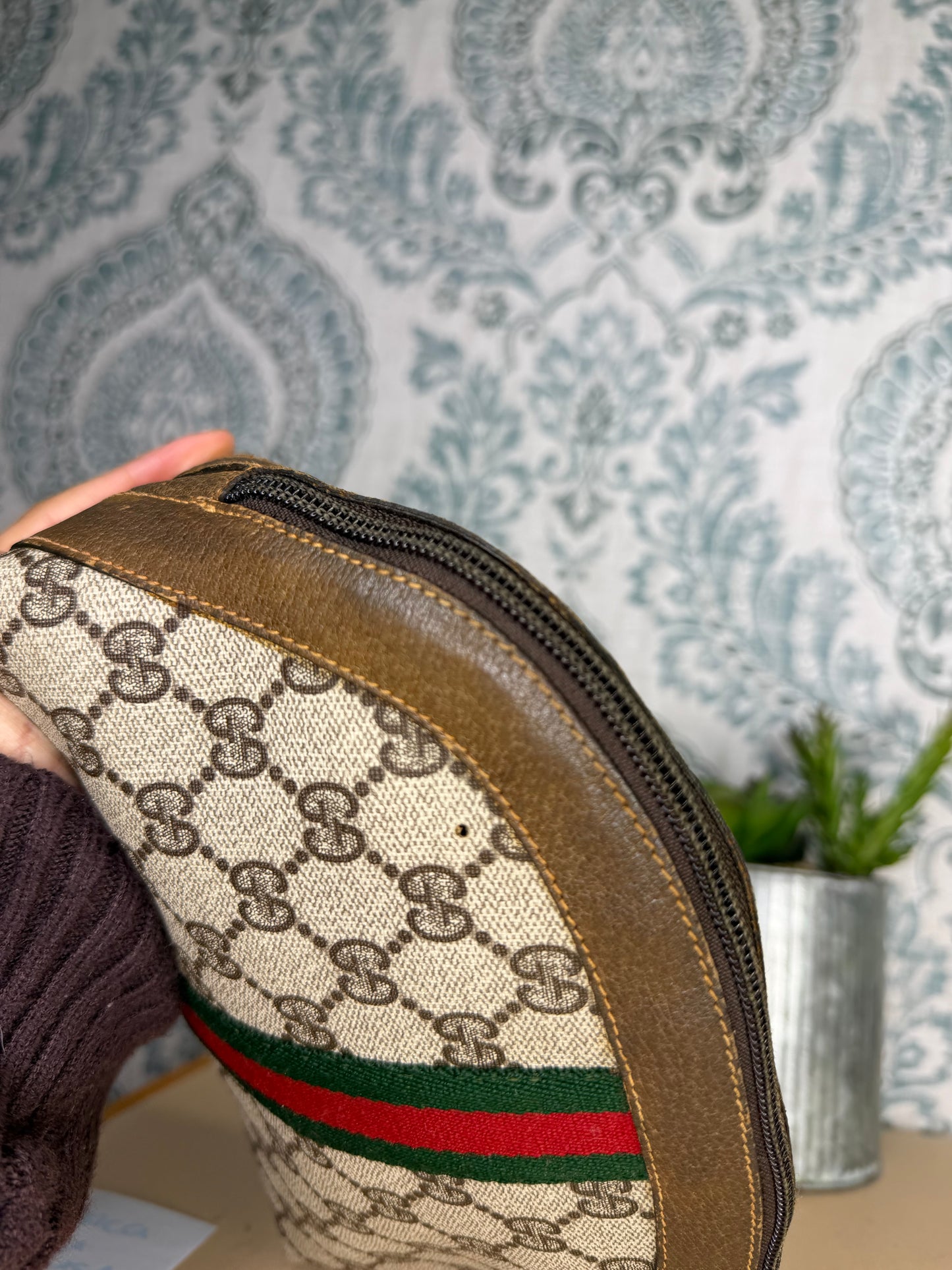 Gucci Supreme Sherry Line Cosmetic Pouch