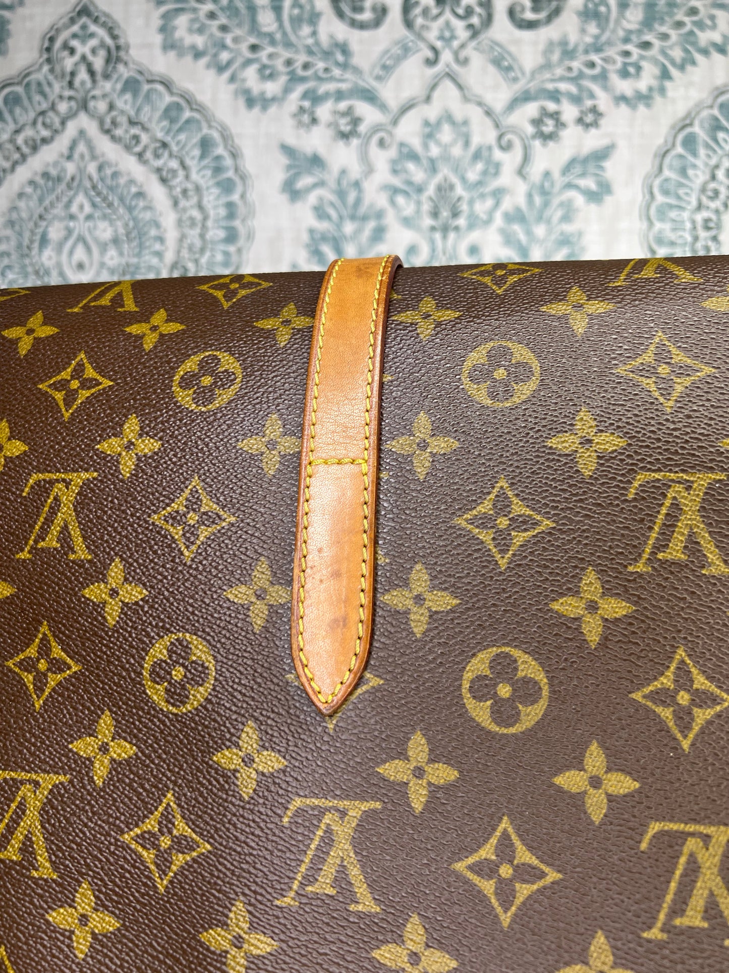 Monogram Portable Serviette

Desktop Organizer