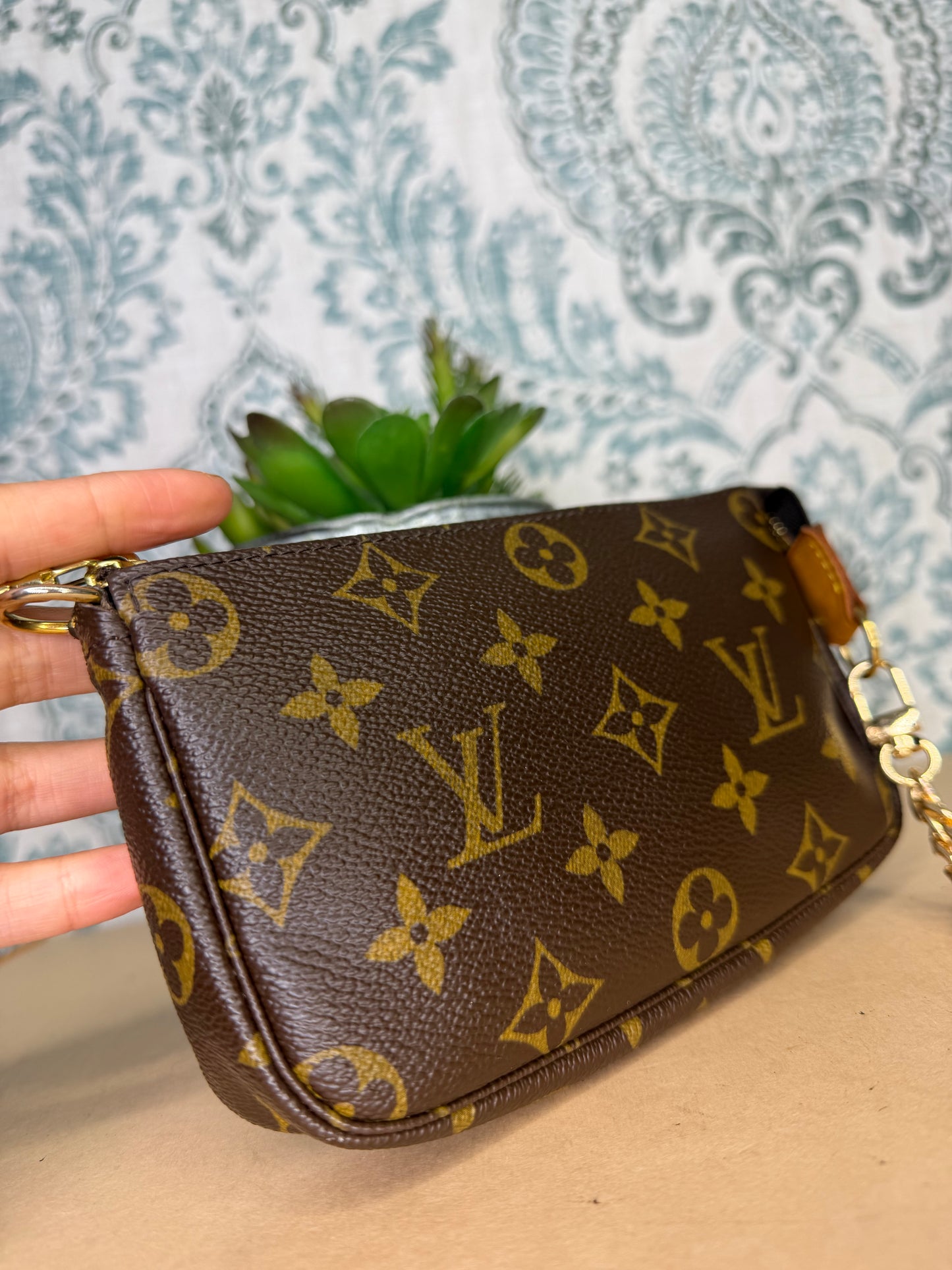 Louis Vuitton Monogram Bucket Pochette #1