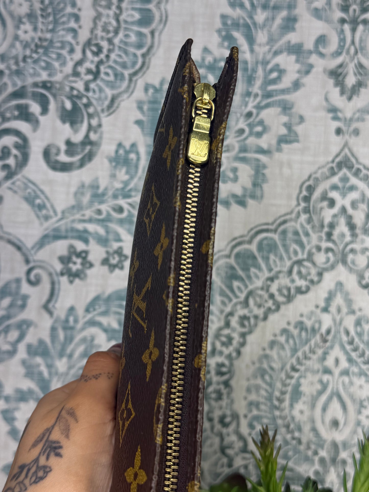 Louis Vuitton Bucket GM Pochette