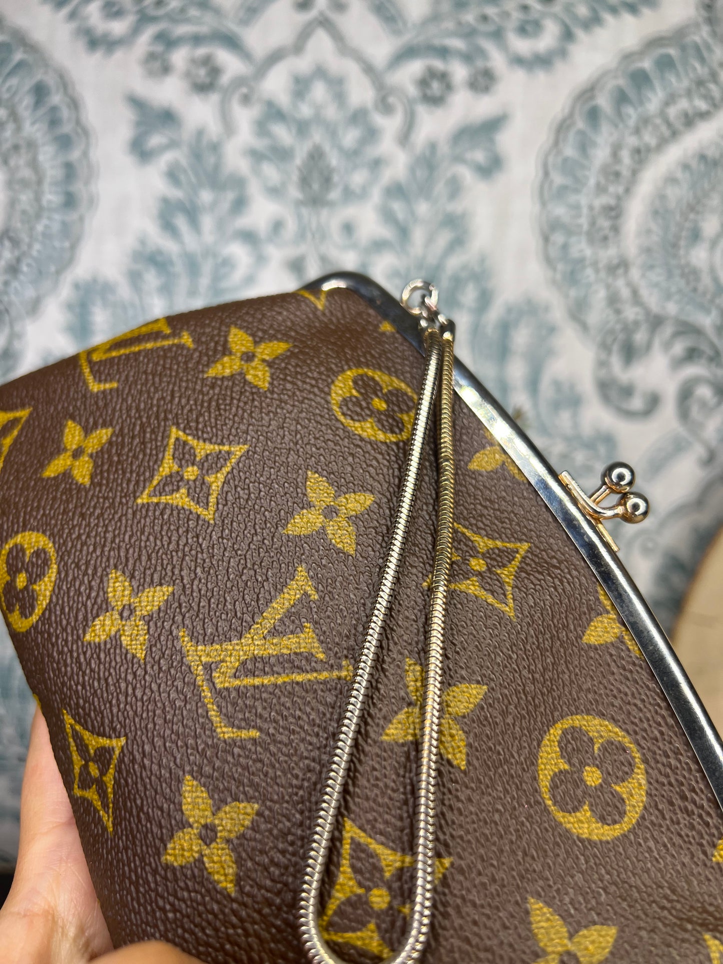 Louis Vuitton French Company Kisslock Pouch