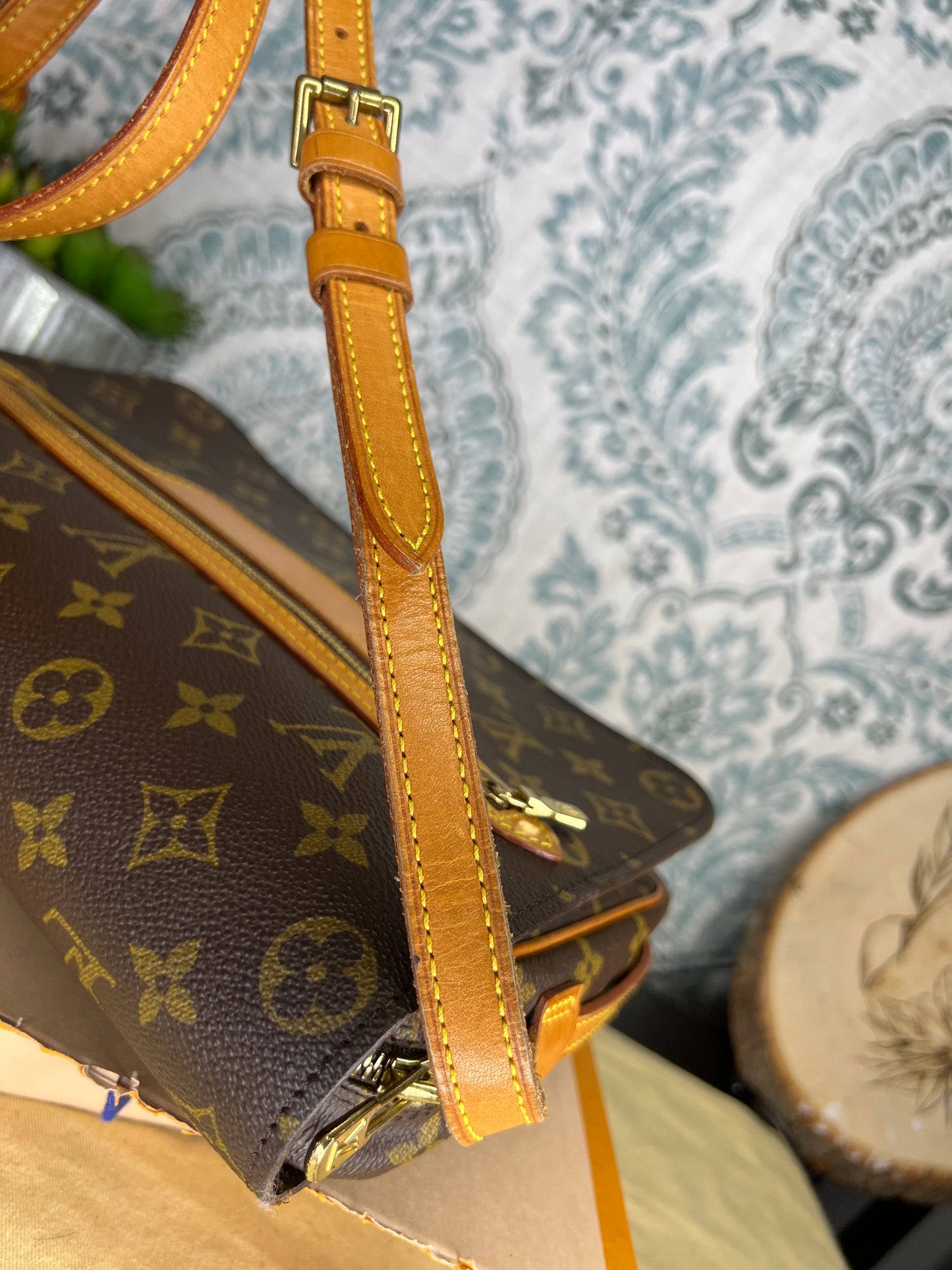 Louis Vuitton Saint Germain 27