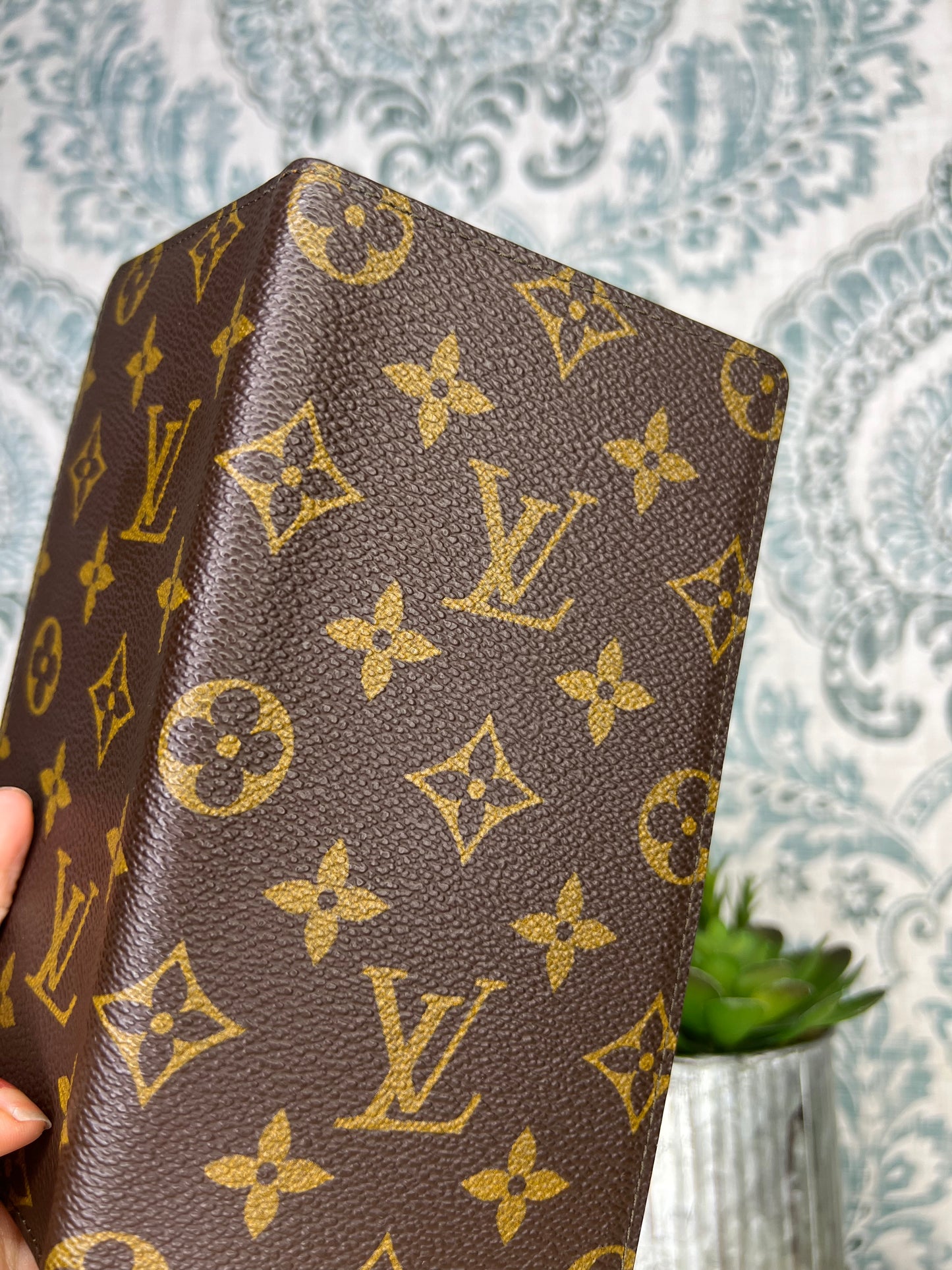 Louis Vuitton Monogram Checkbook Wallet/Cover