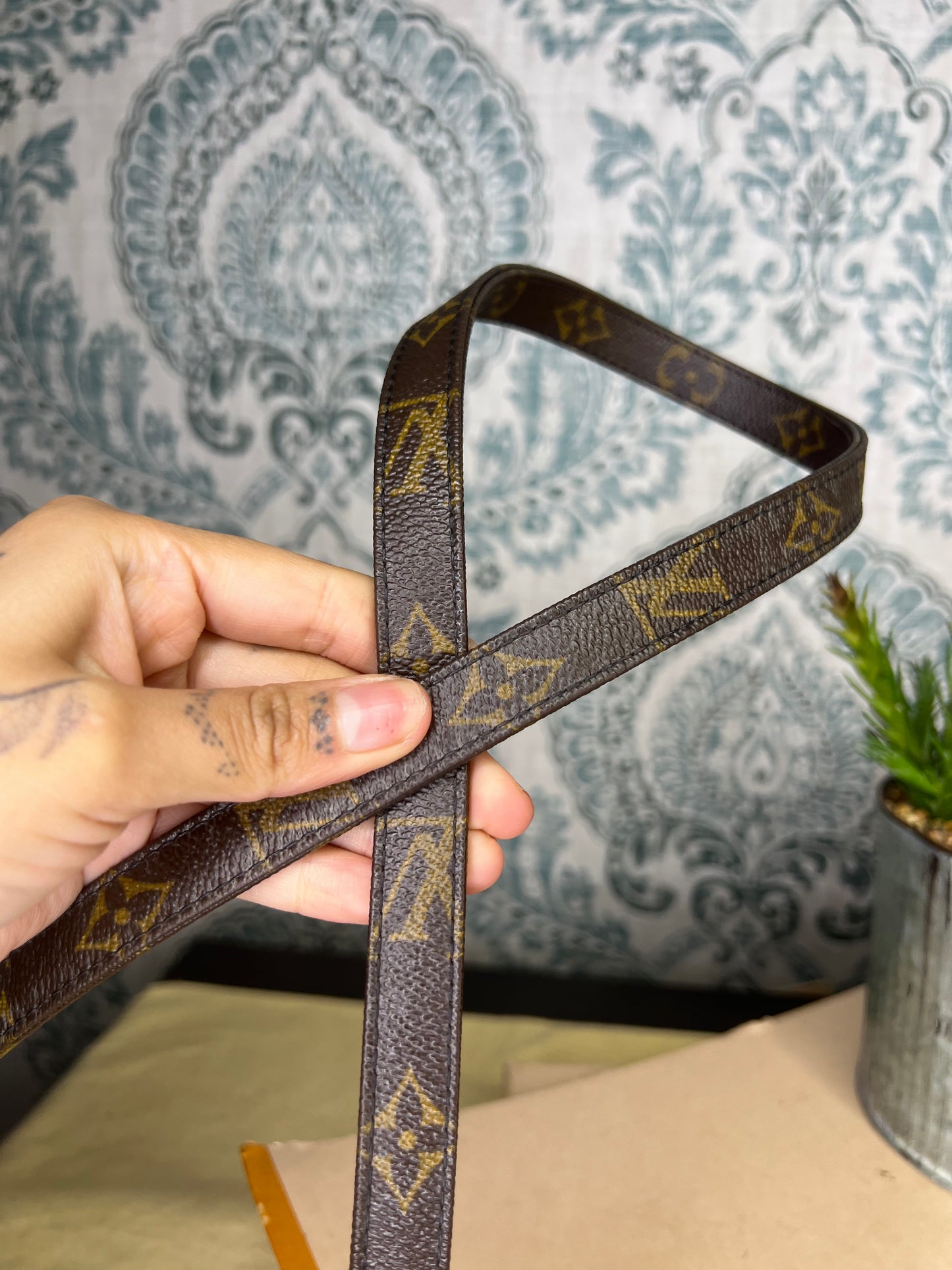 Louis Vuitton Vintage Strap (repair needed)