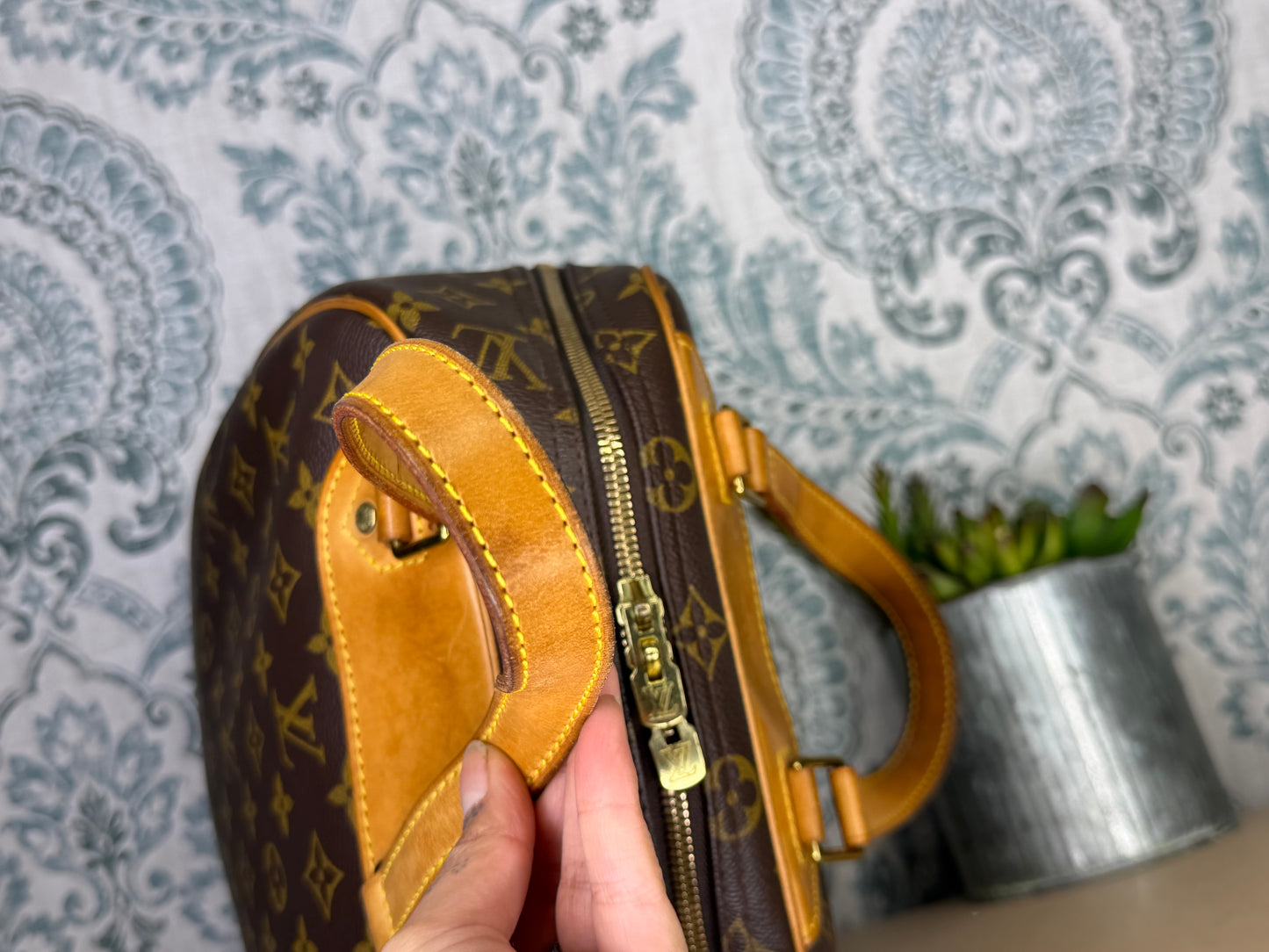 Louis Vuitton Excursion