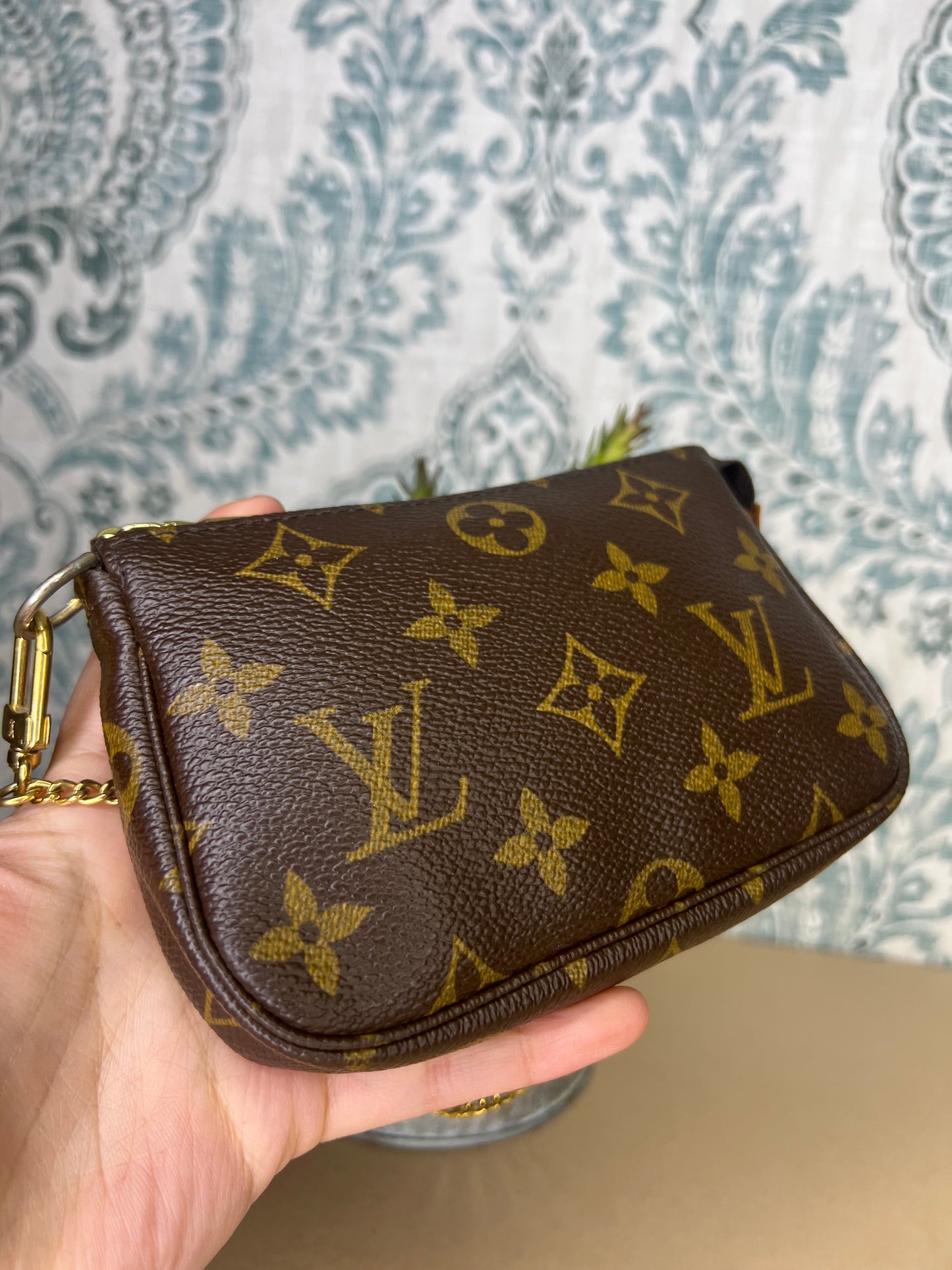 Louis Vuitton Mini Pochette
