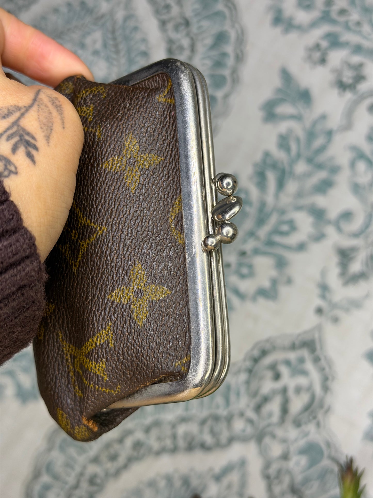 Louis Vuitton Saks Fifth Ave Kisslock Coin Purse