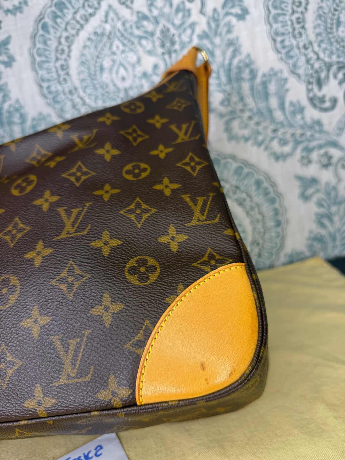 Louis Vuitton Boulogne 35