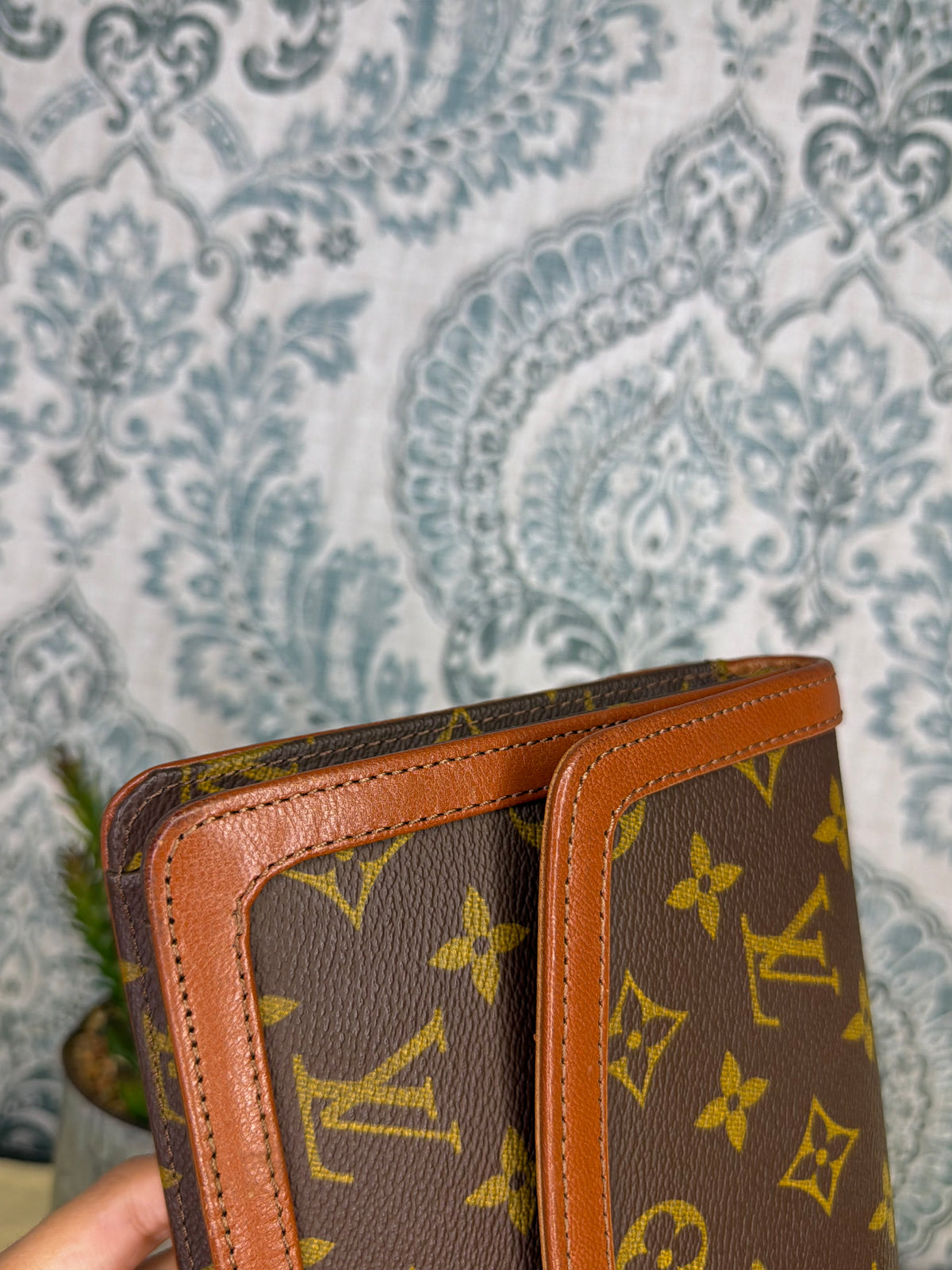 Louis Vuitton Pochette Dame PM Clutch