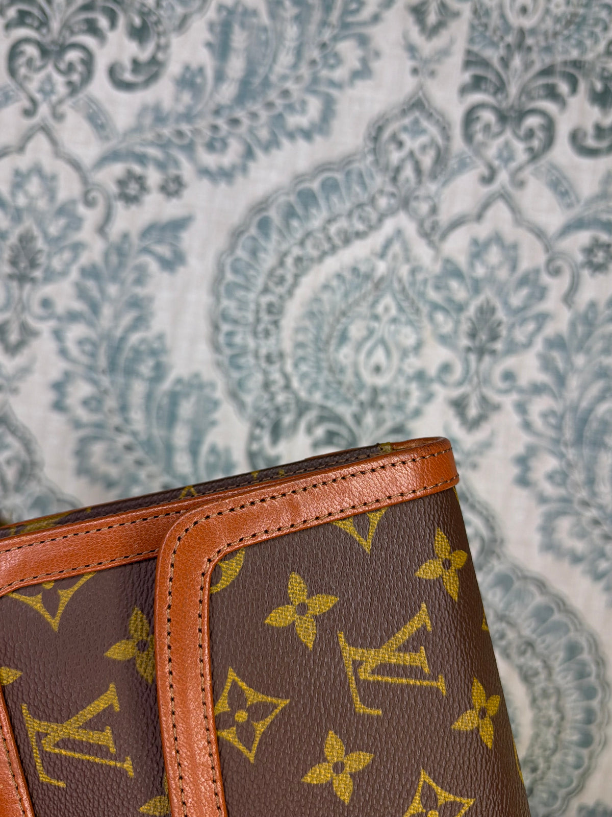 Louis Vuitton Pochette Dame PM Clutch