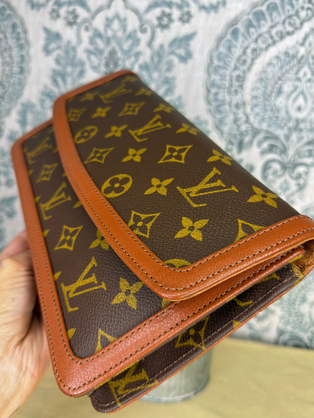 Louis Vuitton Pochette Dame PM Clutch