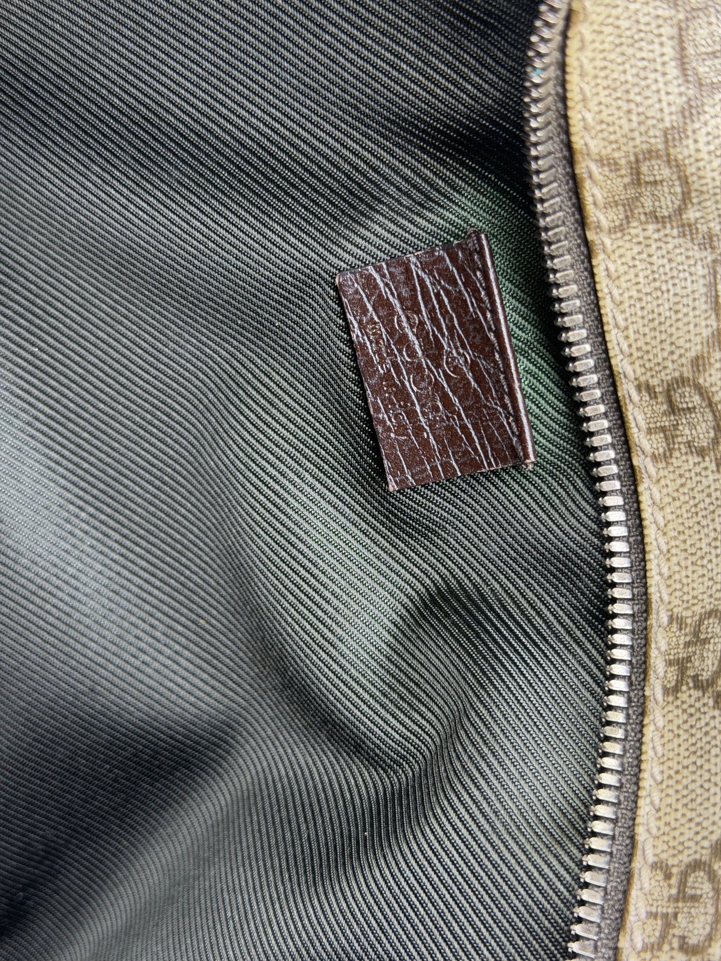 Gucci Supreme Messenger Bag