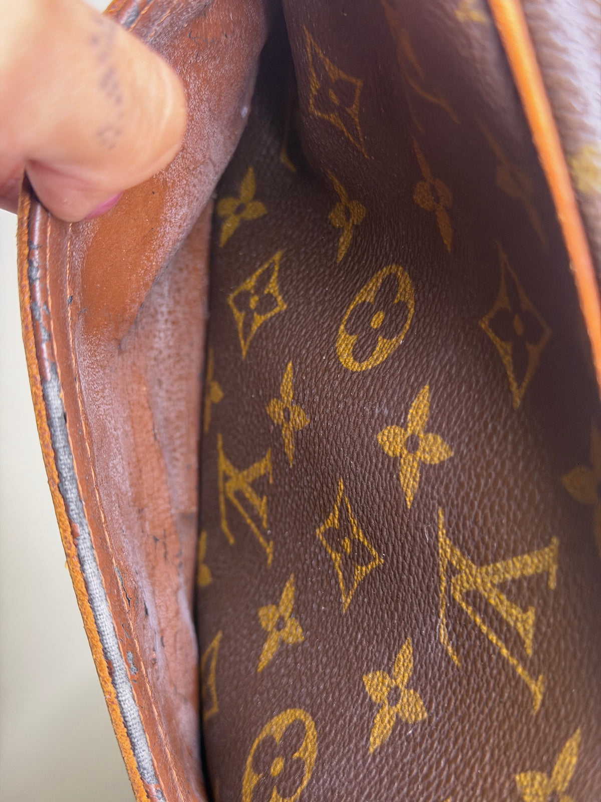 Louis Vuitton Trocadero 23