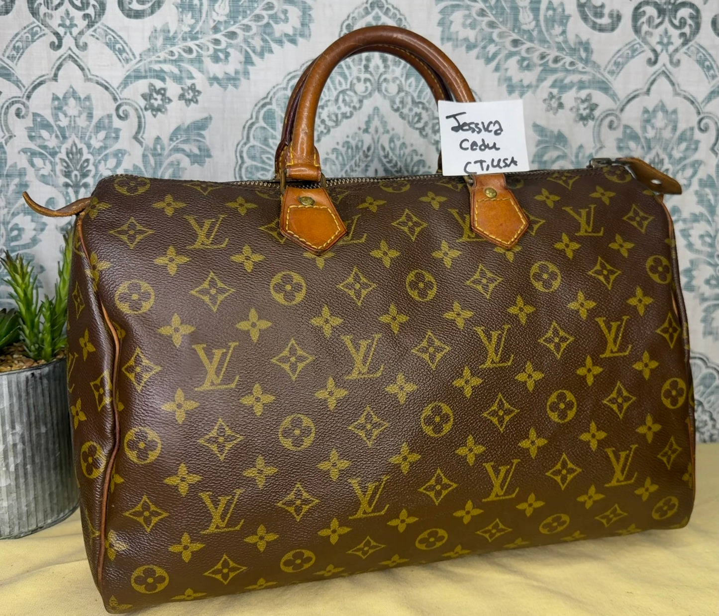Louis Vuitton Speedy 35
