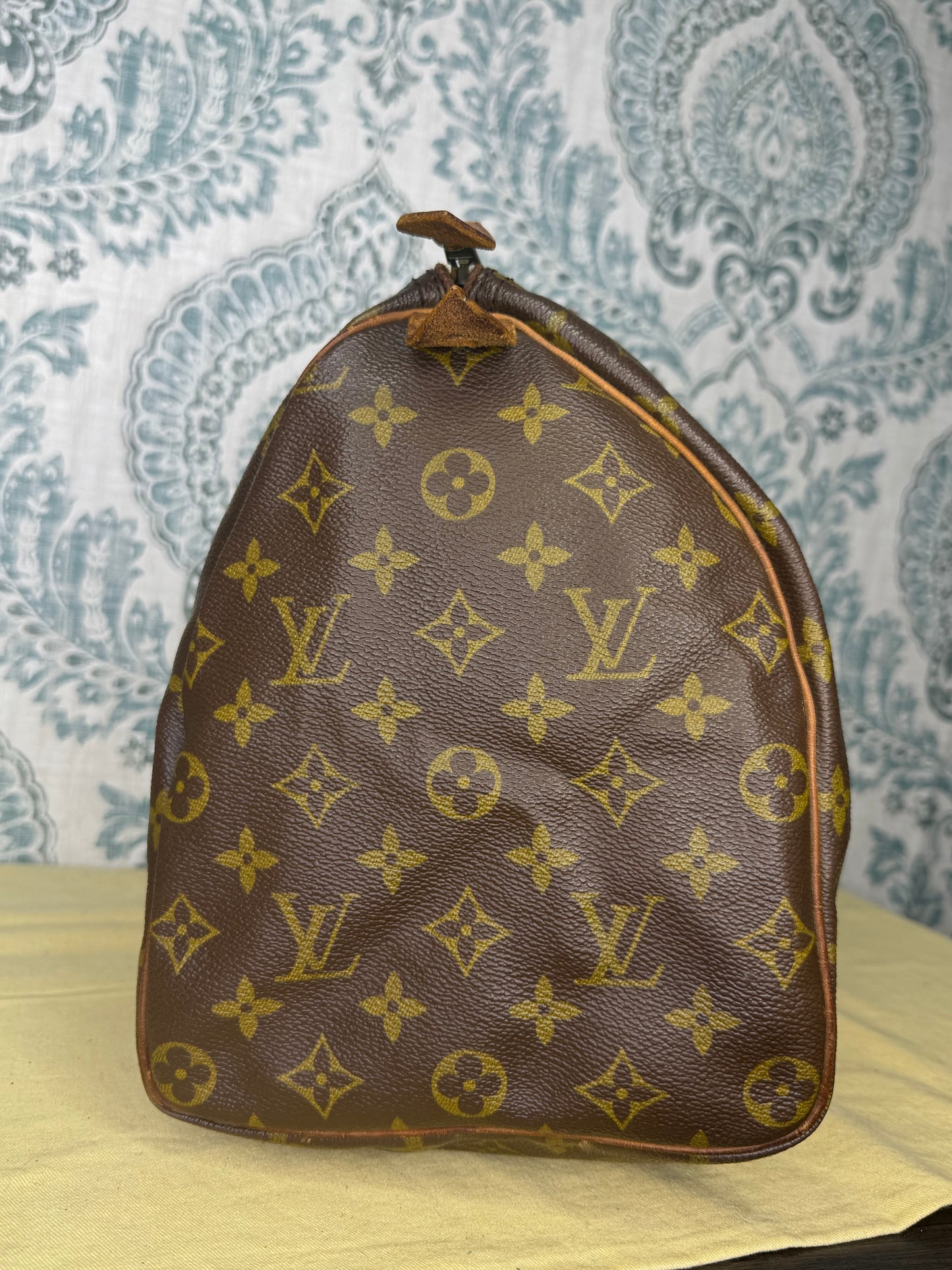 Louis Vuitton Speedy 35