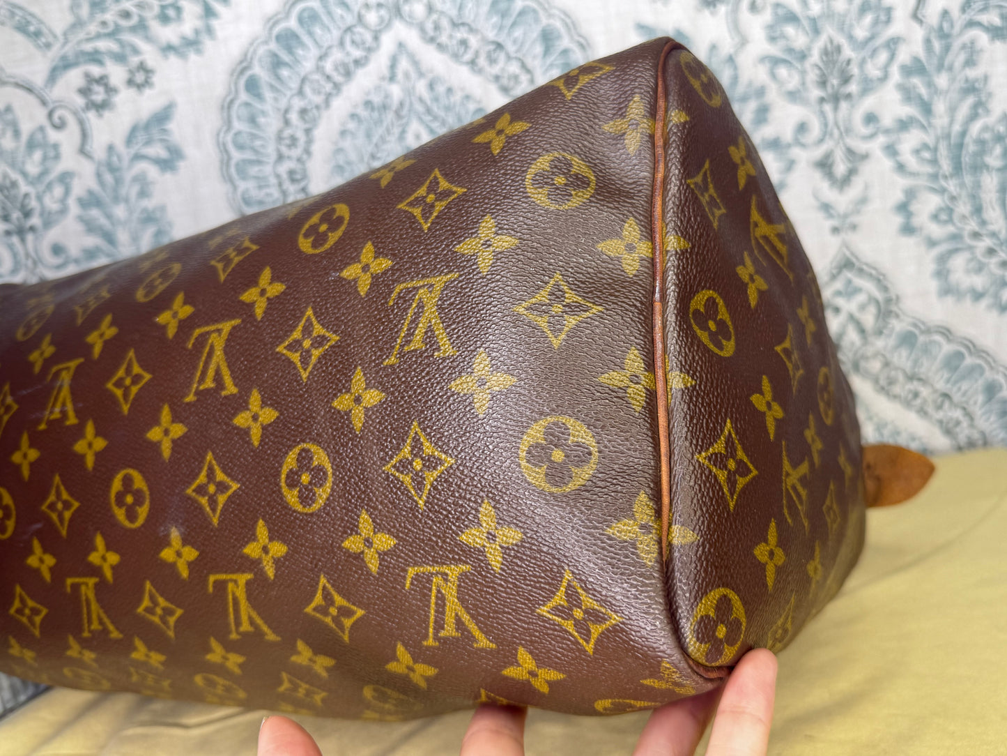 Louis Vuitton Speedy 35