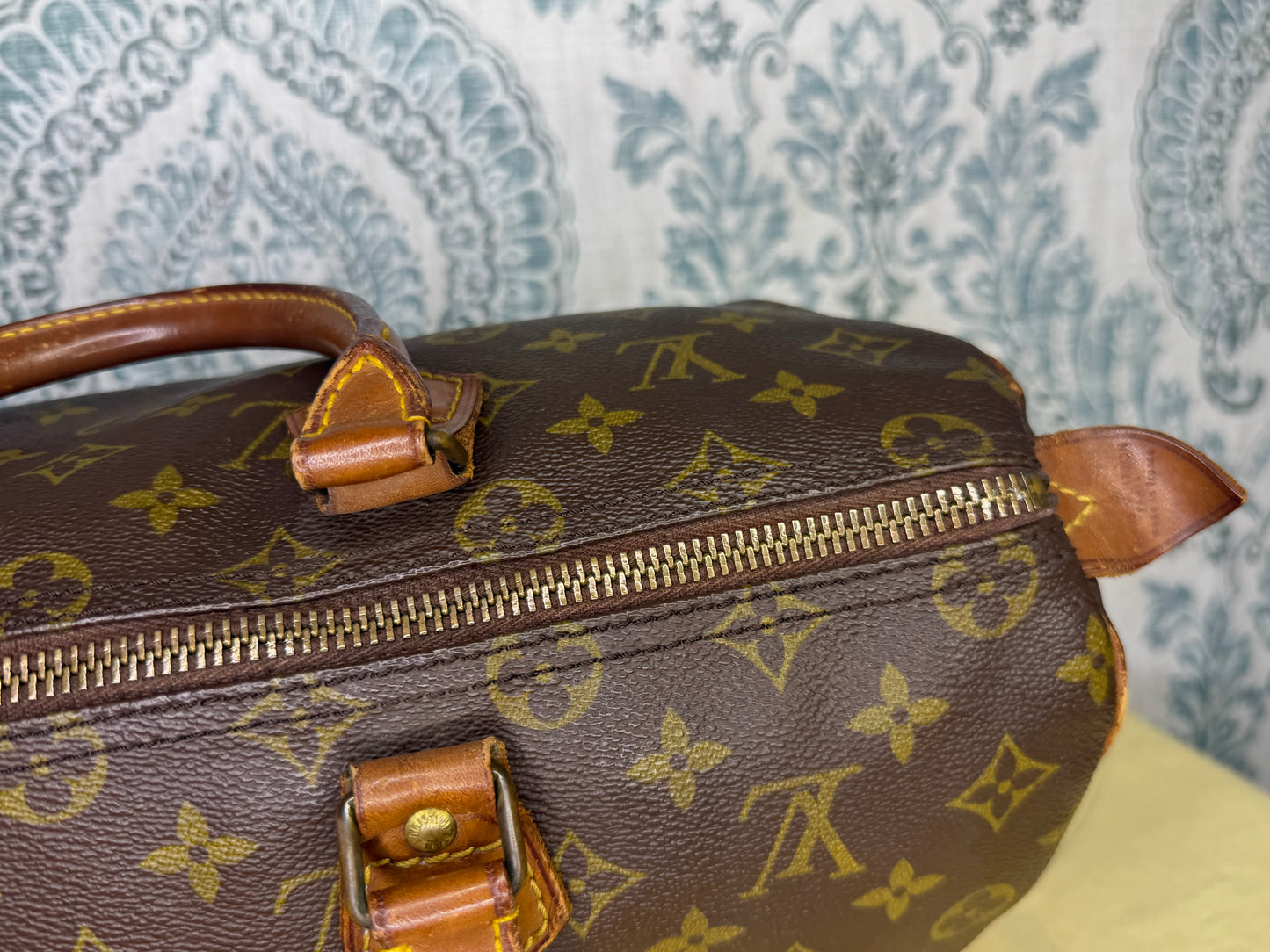Louis Vuitton Speedy 35