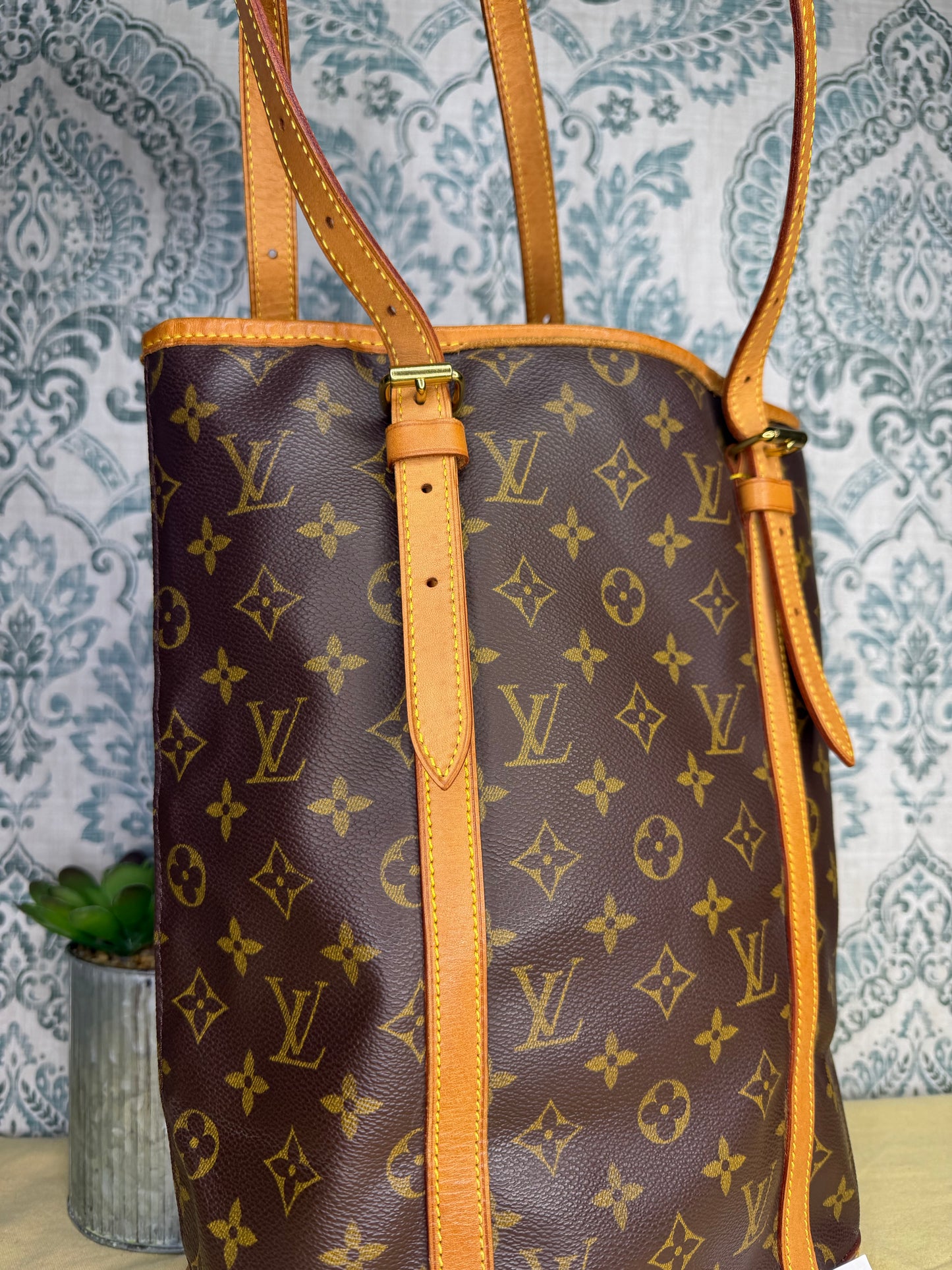 Louis Vuitton Bucket GM #1