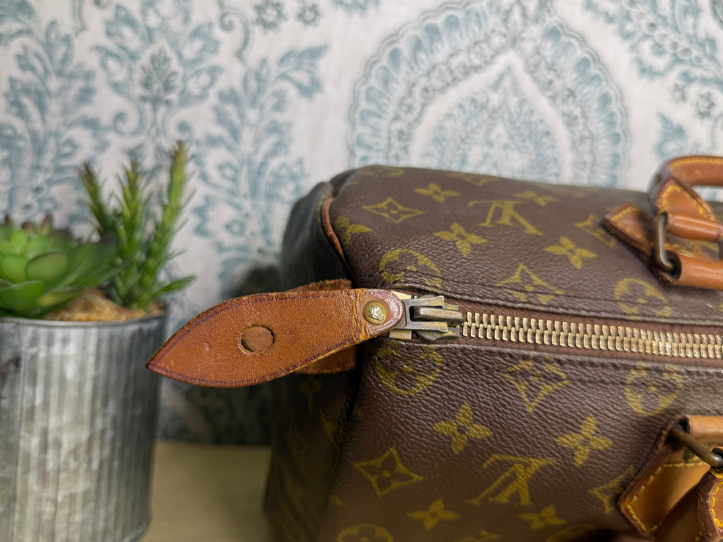 Louis Vuitton Speedy 35