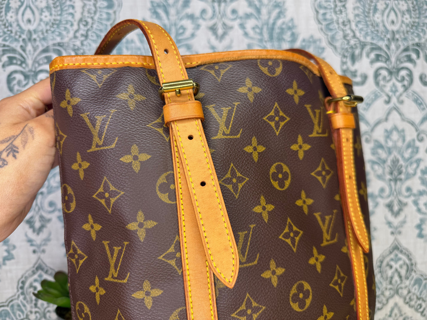 Louis Vuitton Bucket GM #1