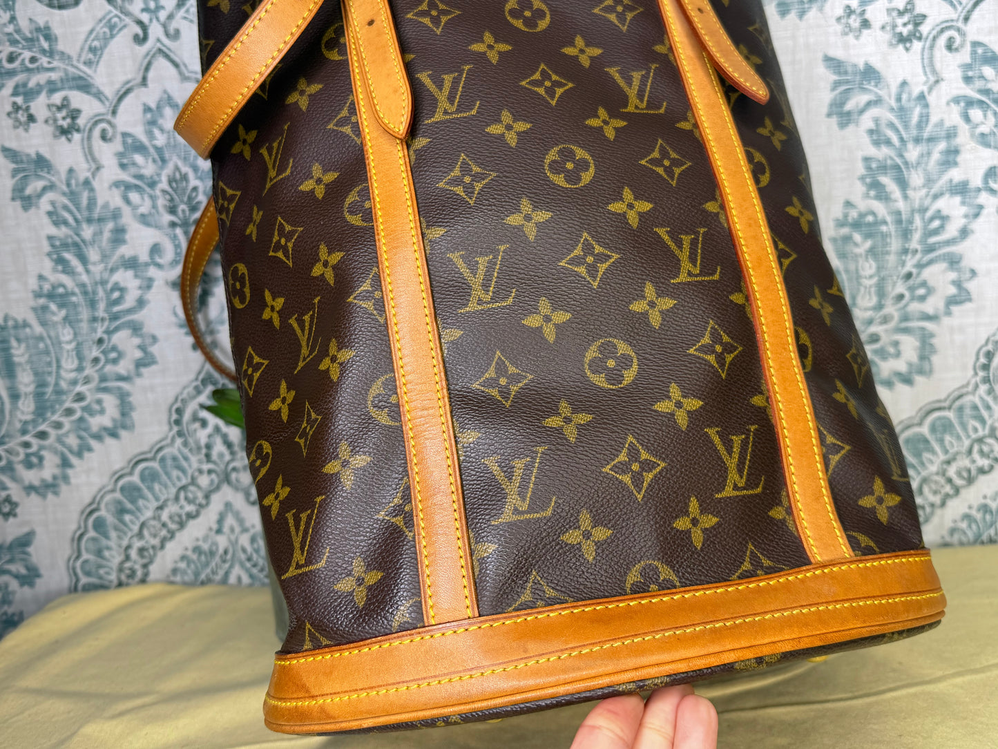 Louis Vuitton Bucket GM #1