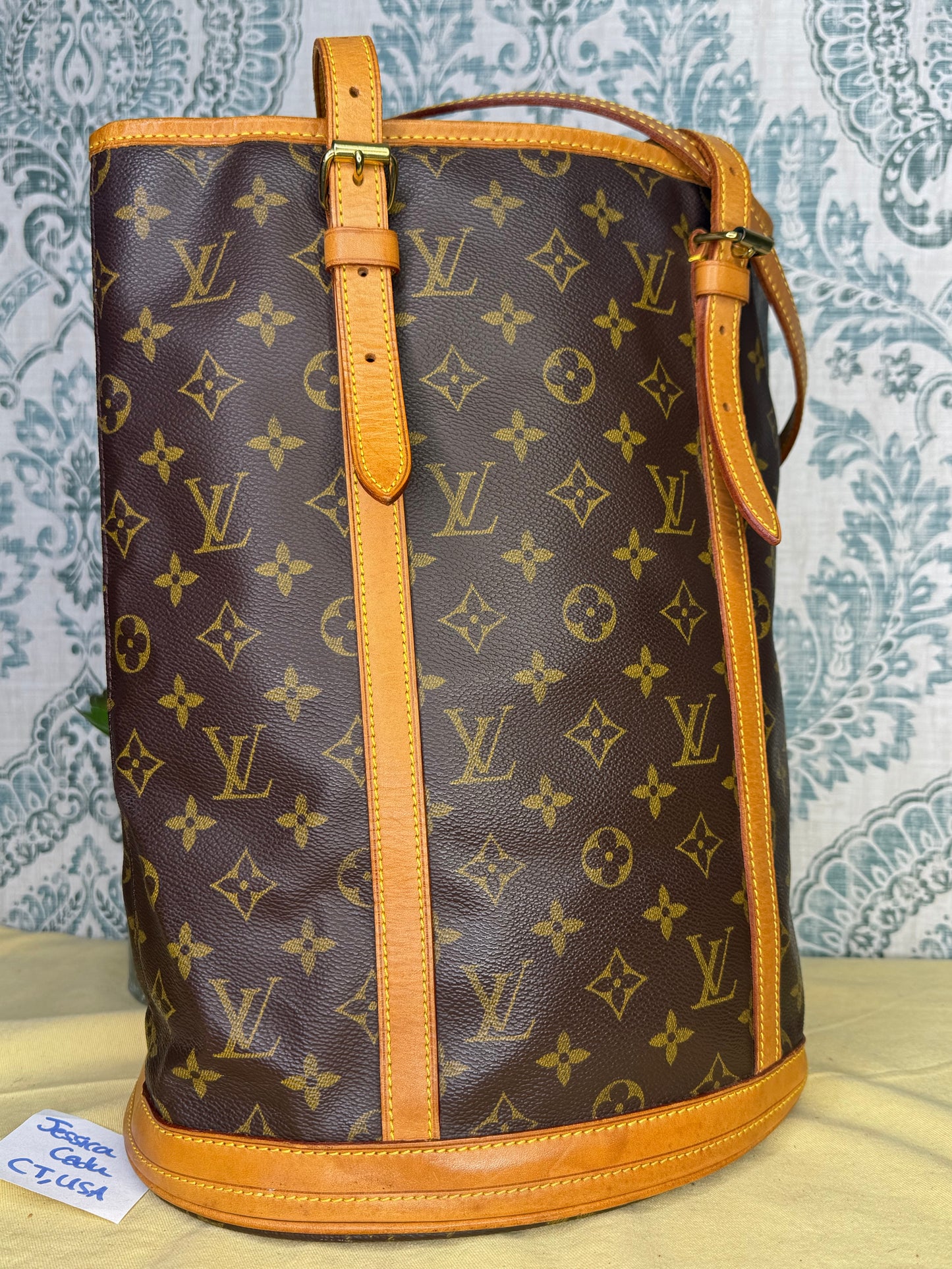 Louis Vuitton Bucket GM #1
