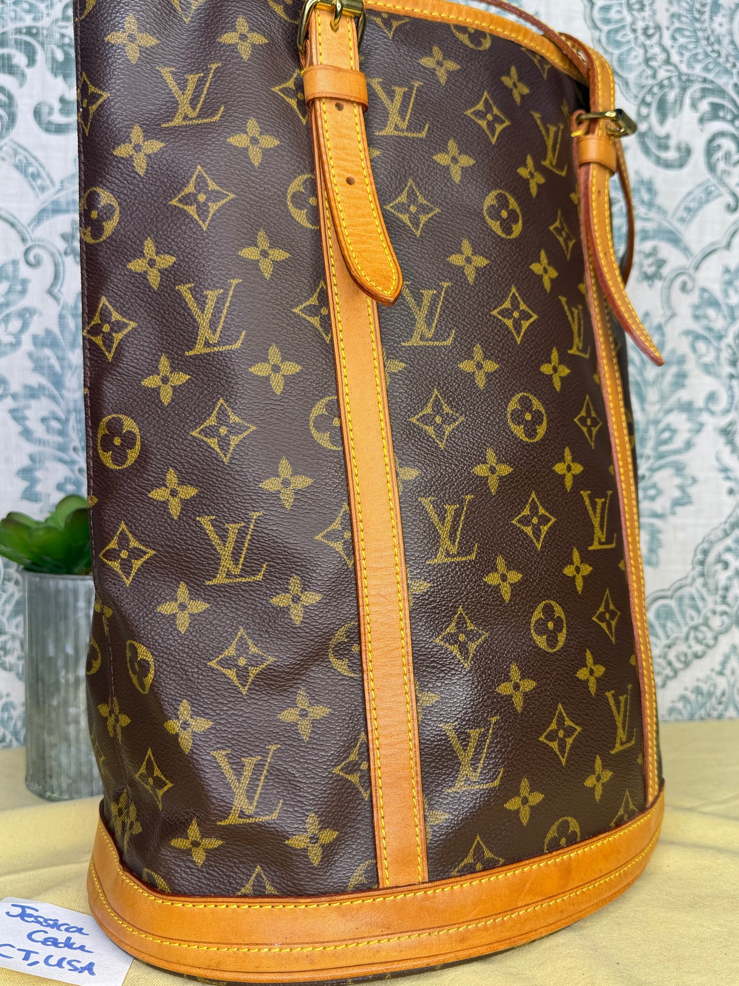 Louis Vuitton Bucket GM #1