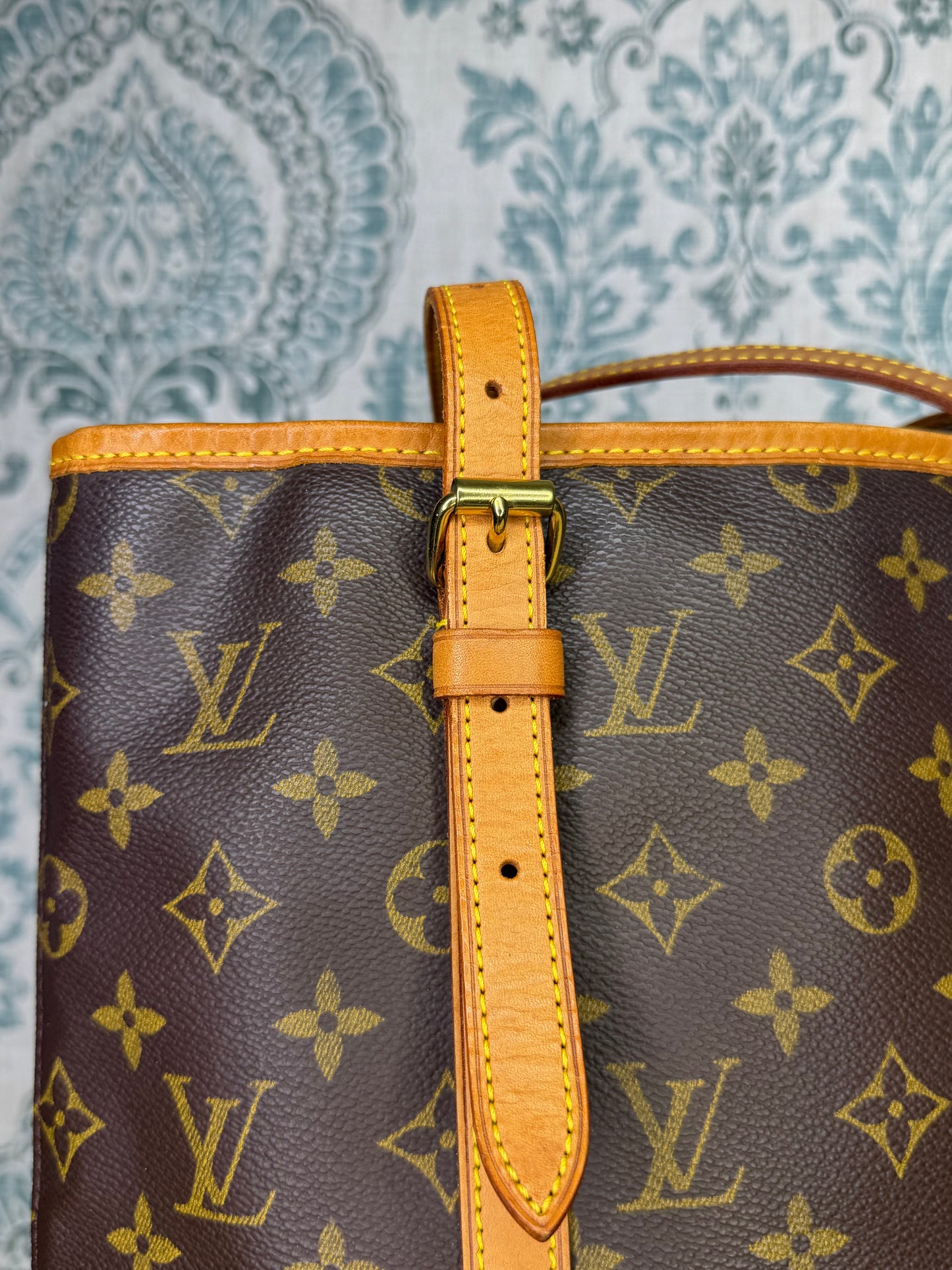 Louis Vuitton Bucket GM #1