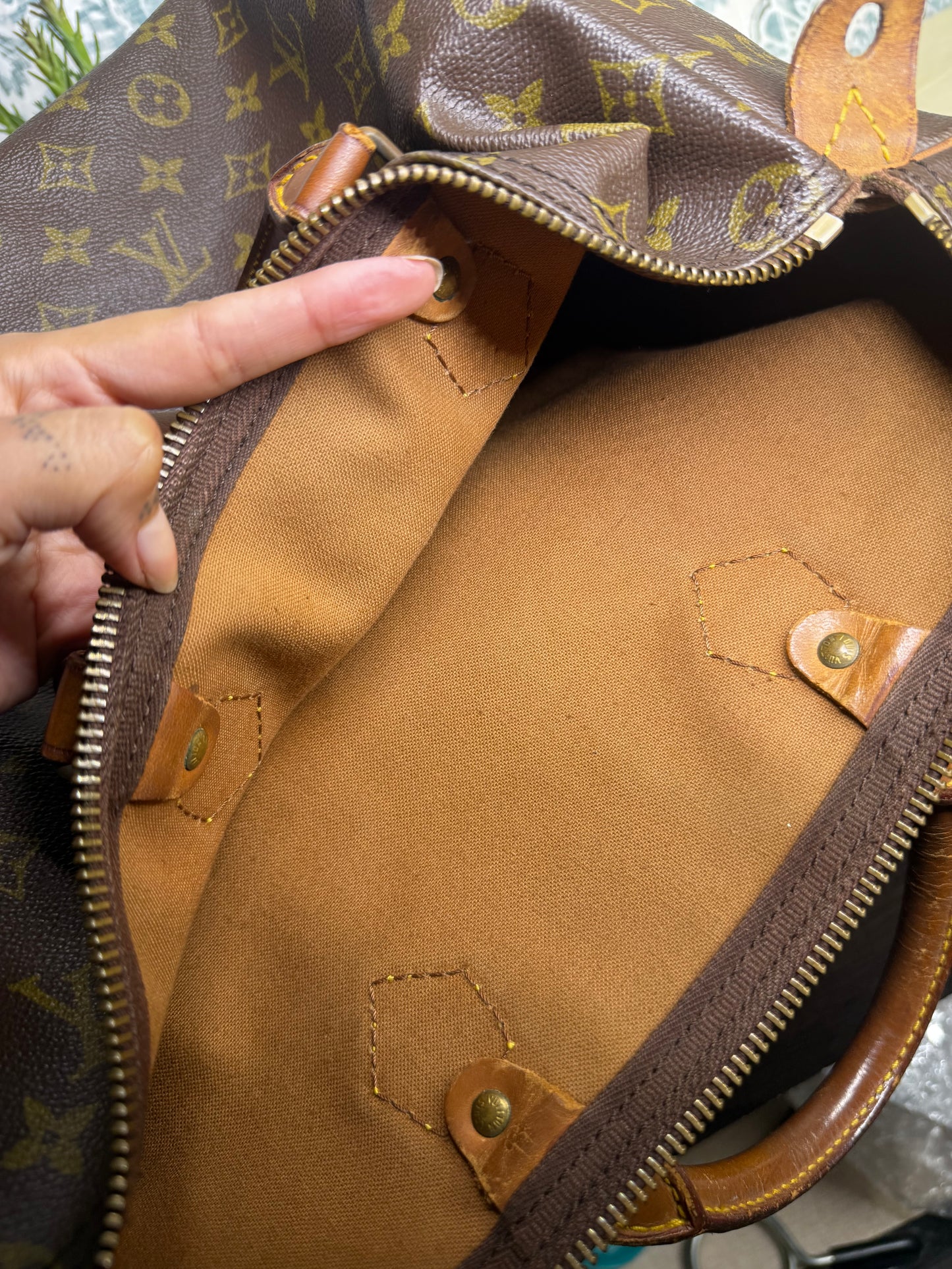 Louis Vuitton Speedy 35