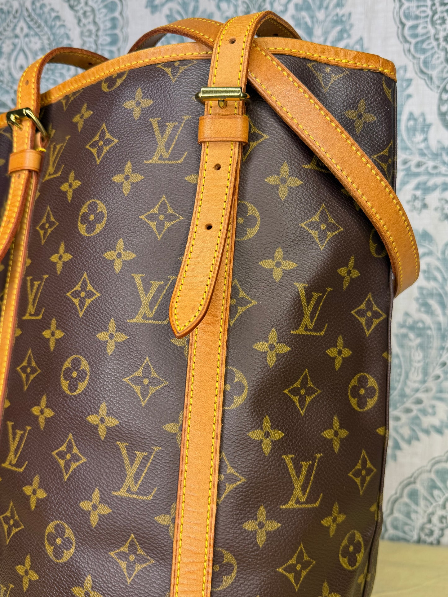 Louis Vuitton Bucket GM #1