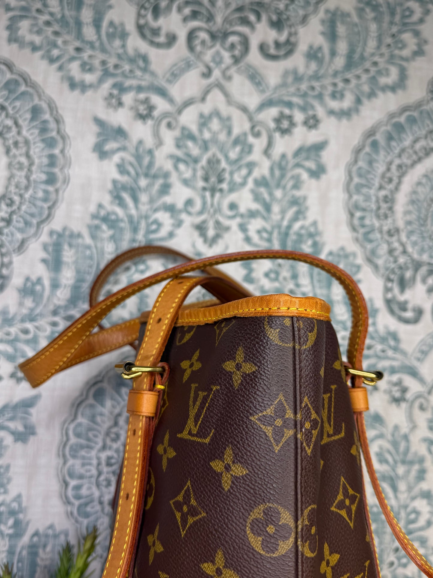 Louis Vuitton Bucket GM #1