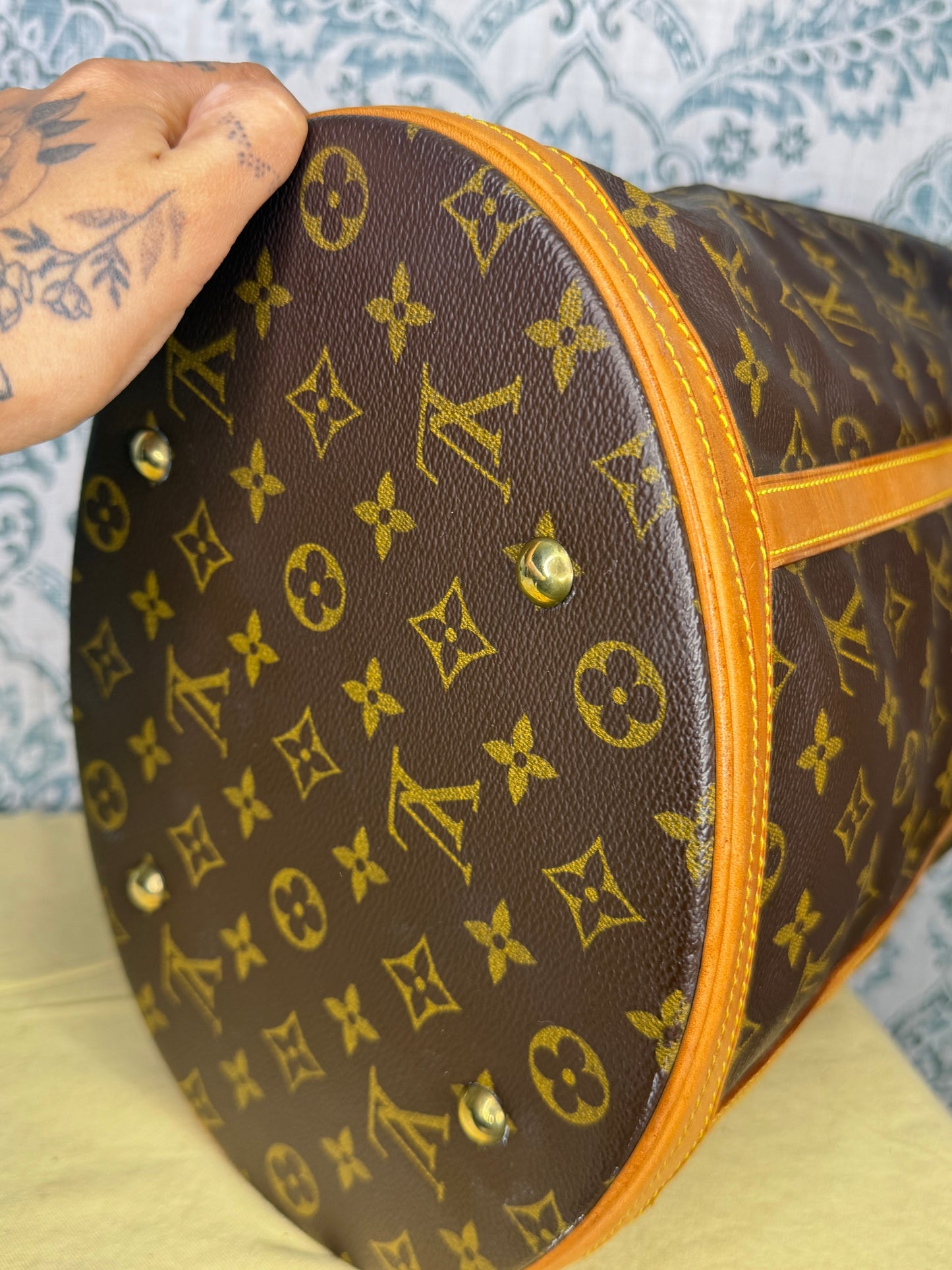 Louis Vuitton Bucket GM #1