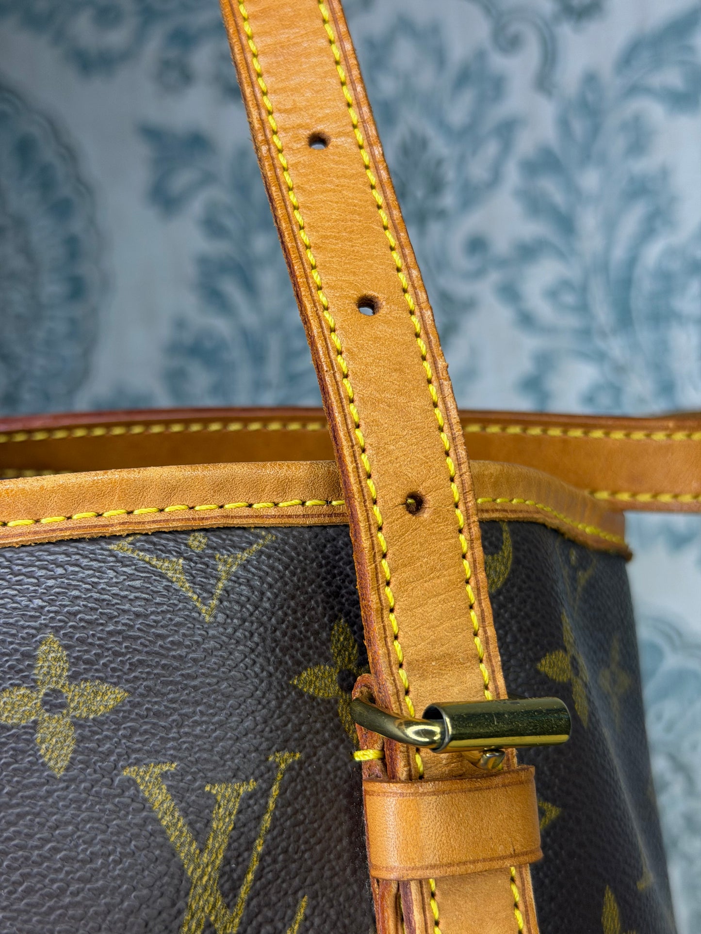 Louis Vuitton Bucket GM #1