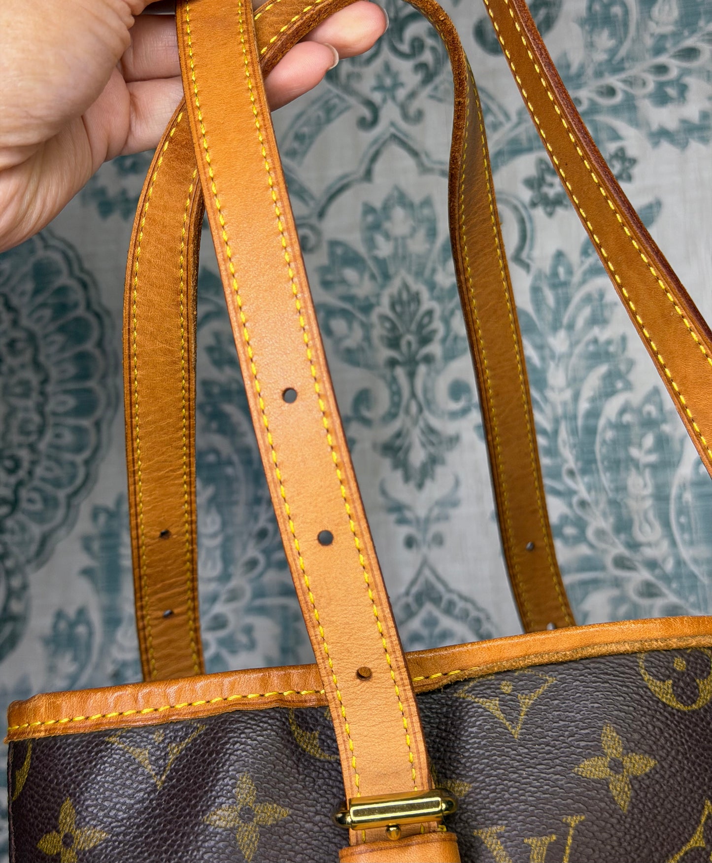 Louis Vuitton Bucket GM #1
