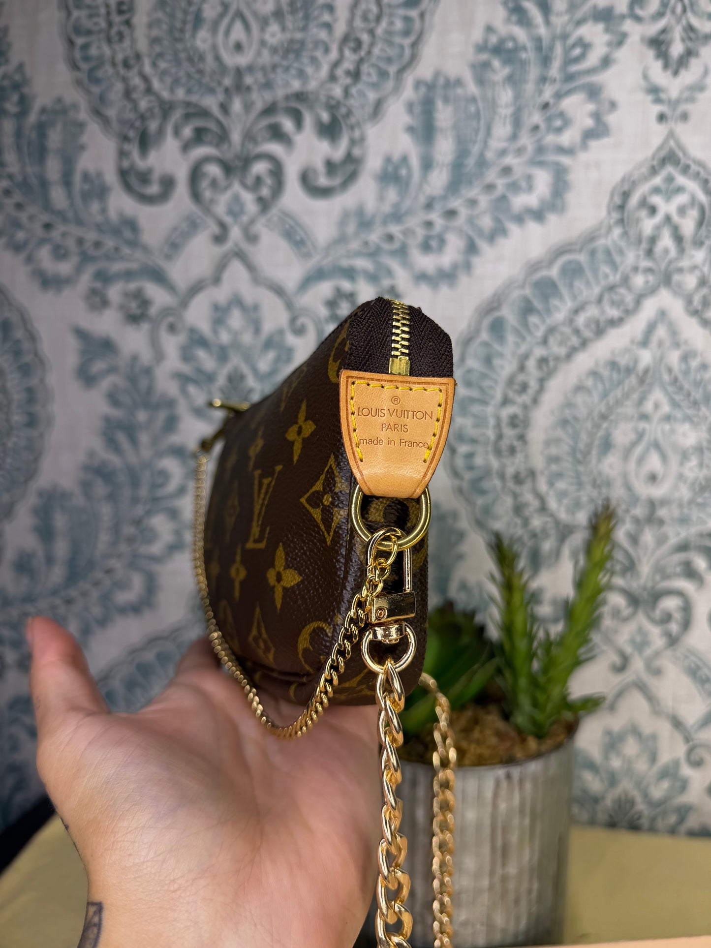 Louis Vuitton Monogram Bucket Pochette #1