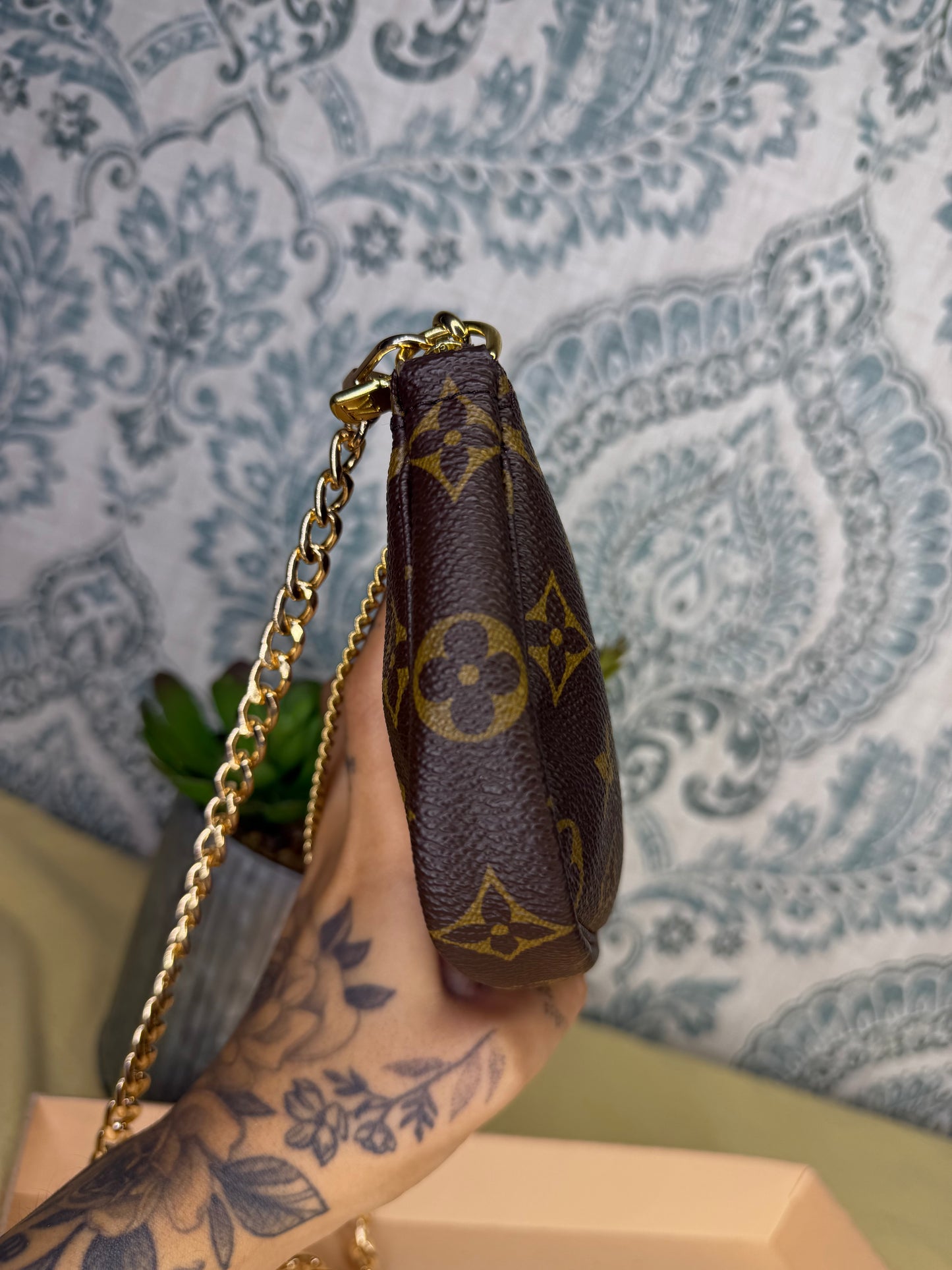 Louis Vuitton Monogram Bucket Pochette #1