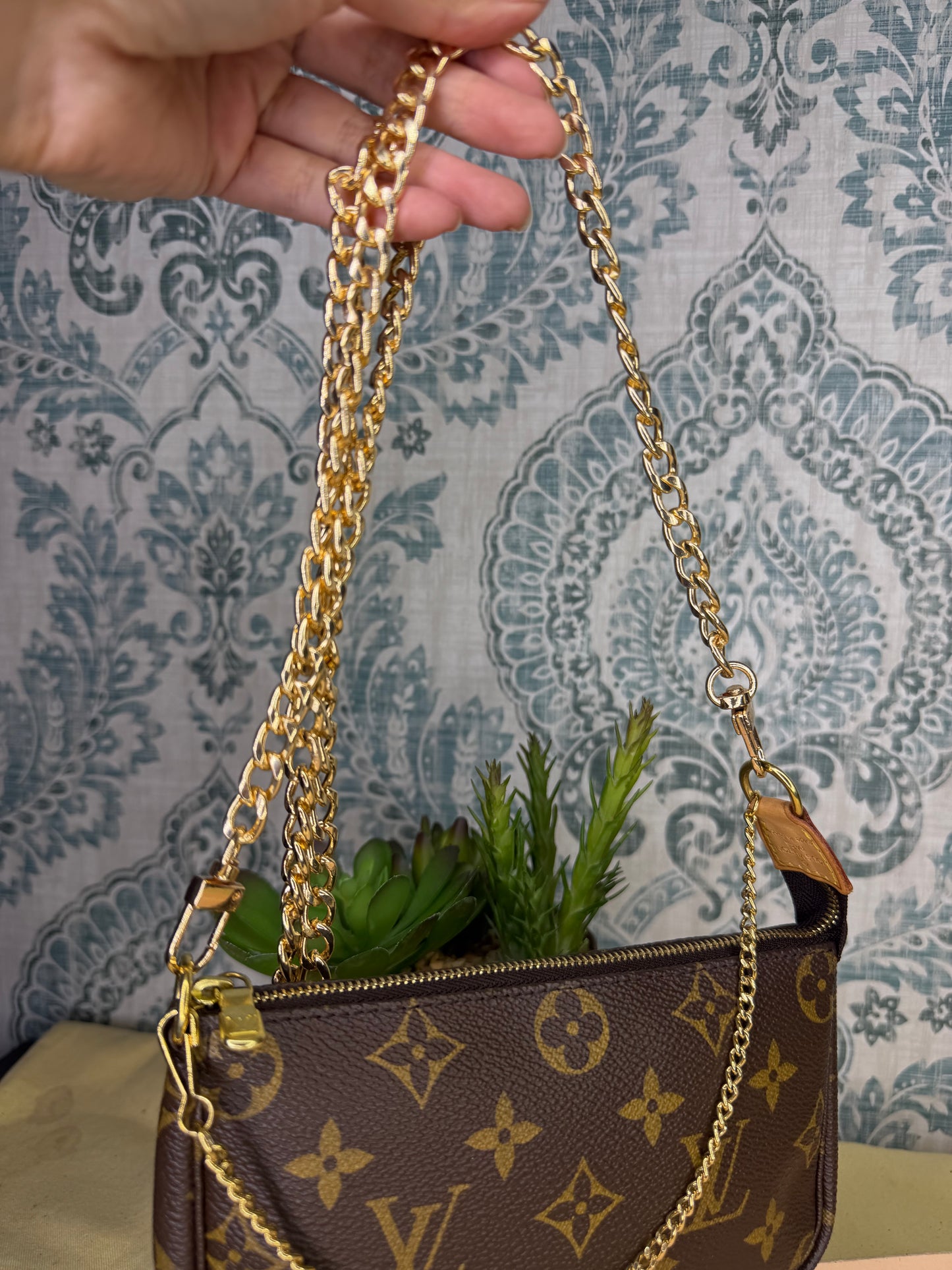 Louis Vuitton Monogram Bucket Pochette #1