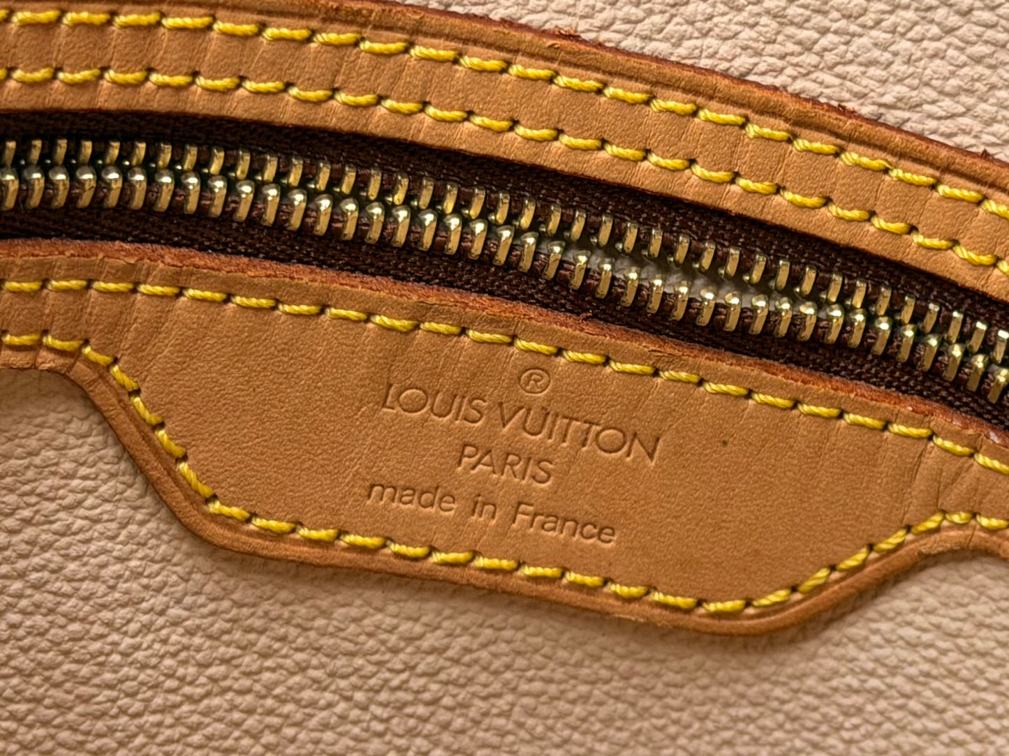 Louis Vuitton Bucket GM #1