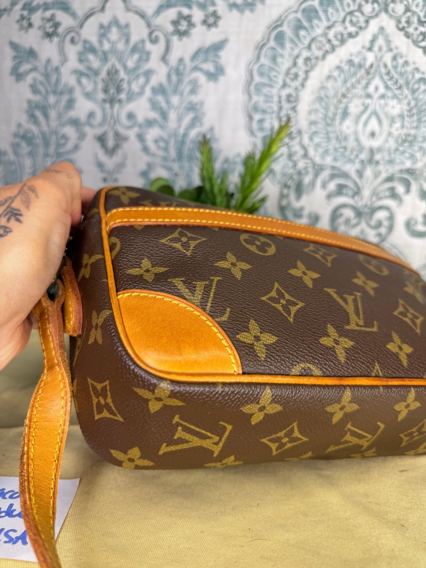 Louis Vuitton Trocadero 23