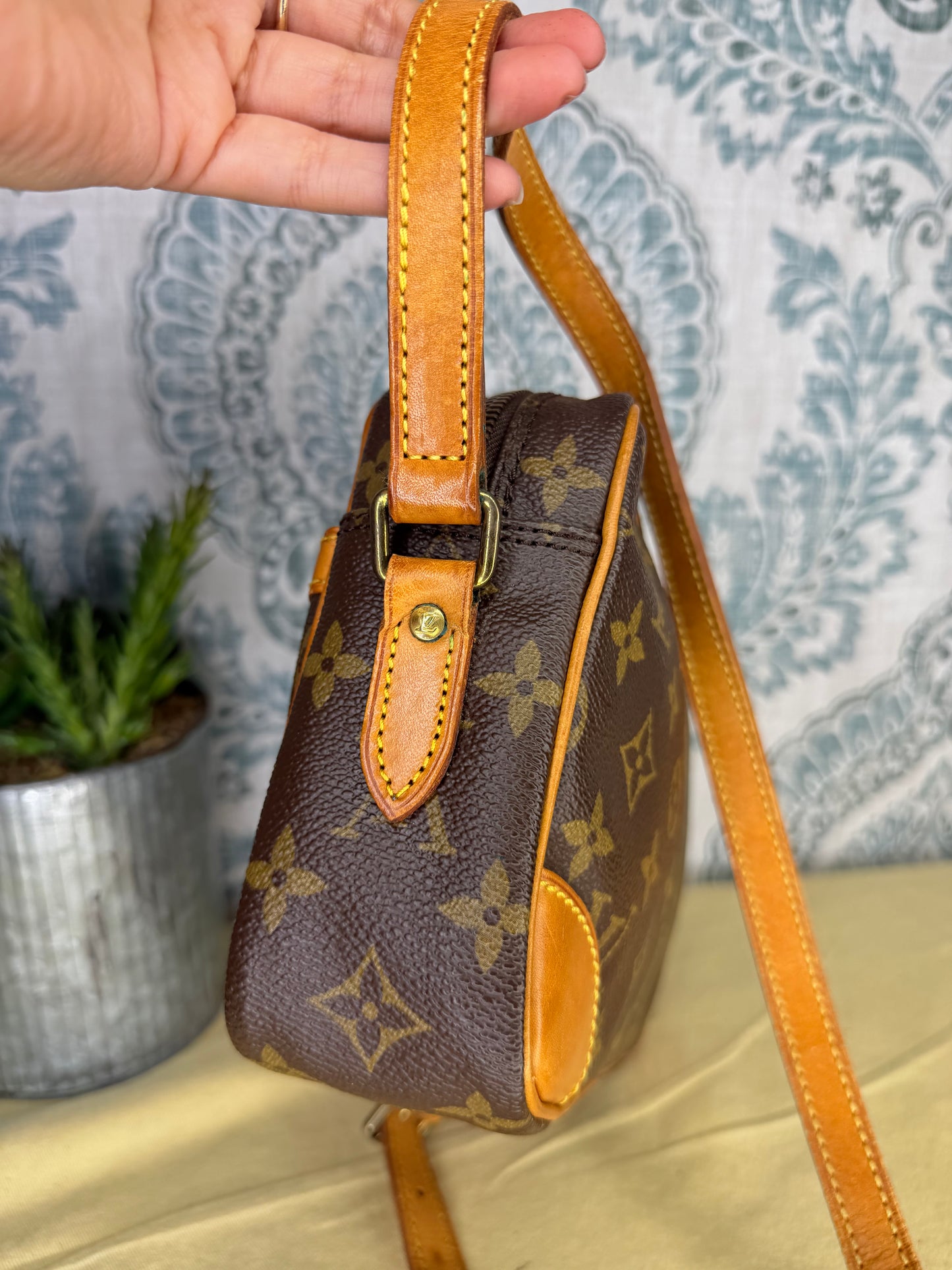 Louis Vuitton Trocadero 23