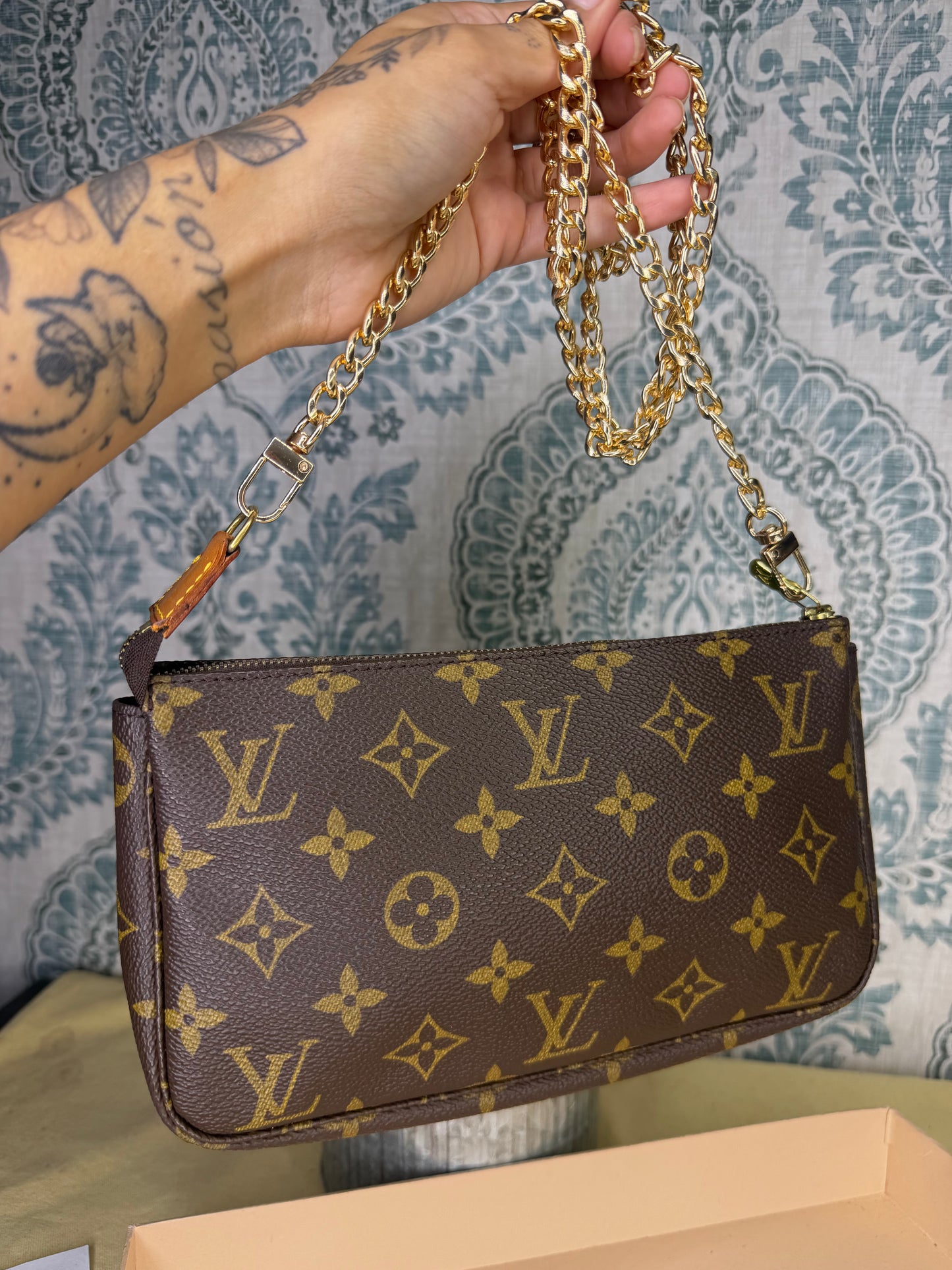 Louis Vuitton Pochette Accessories