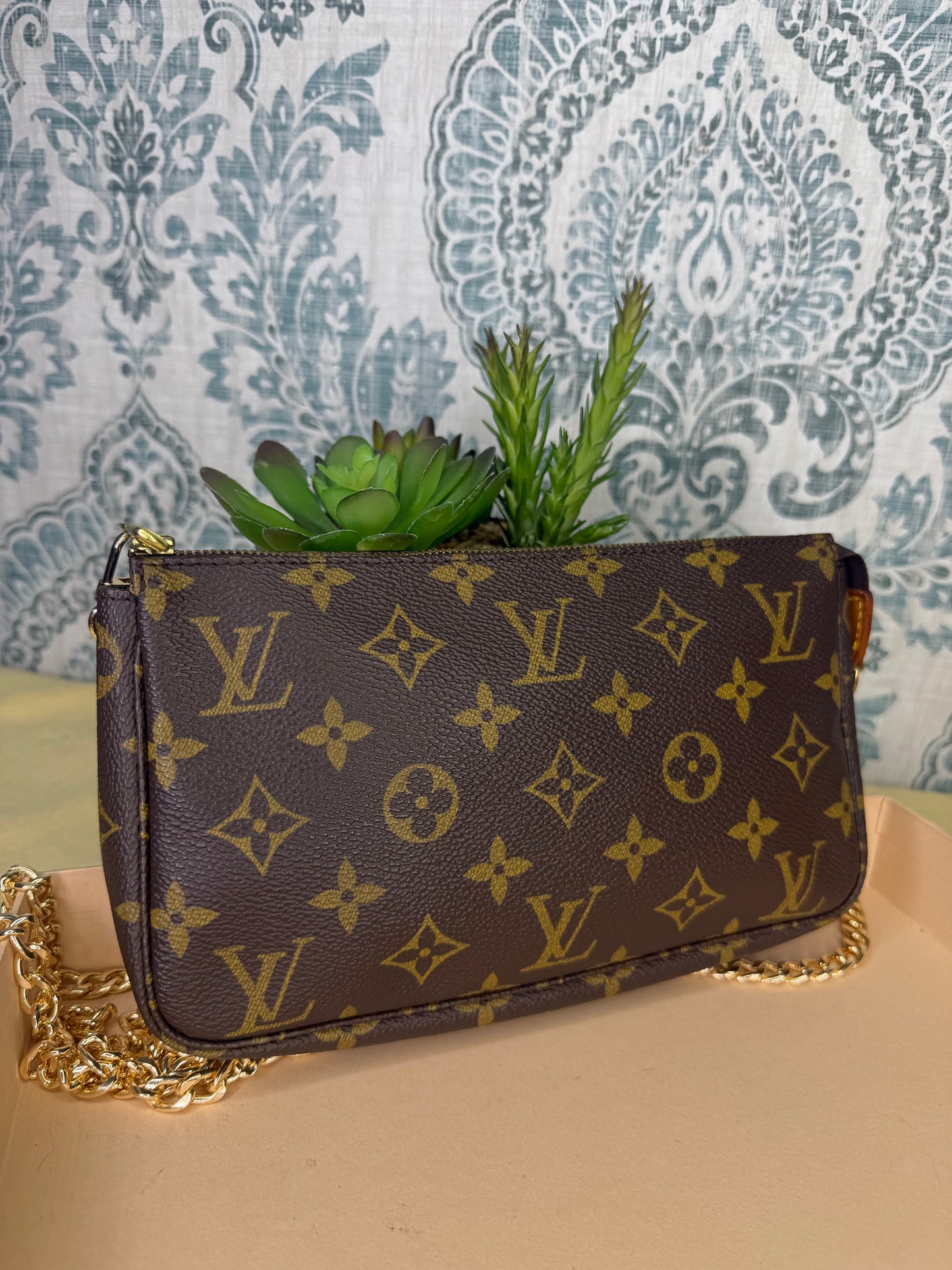 Louis Vuitton Pochette Accessories