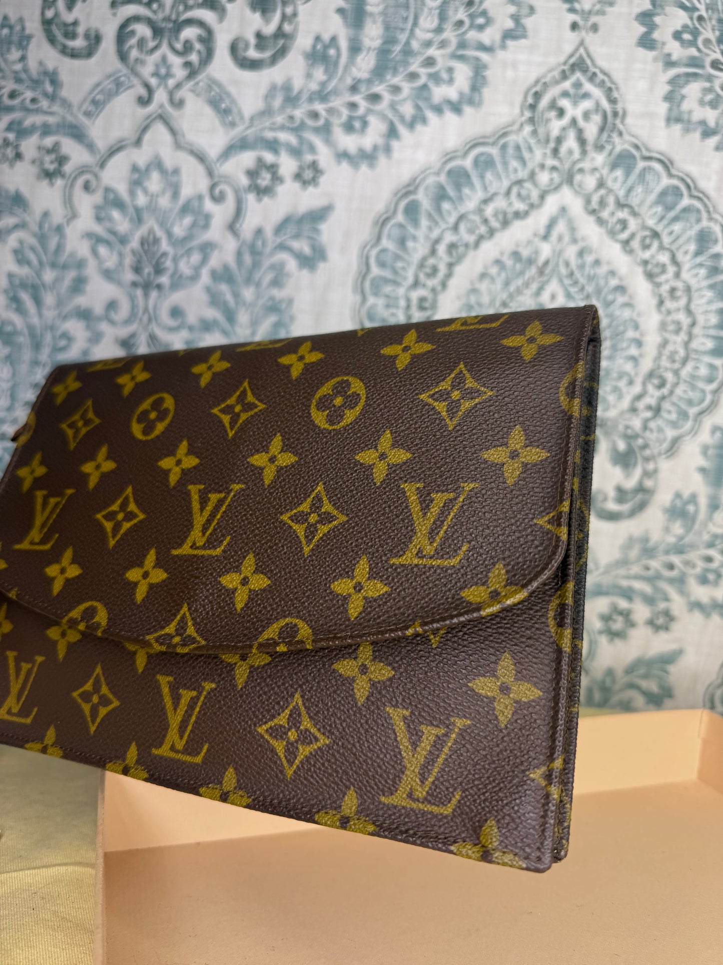 Louis Vuitton Pochette Rabat Clutch 23