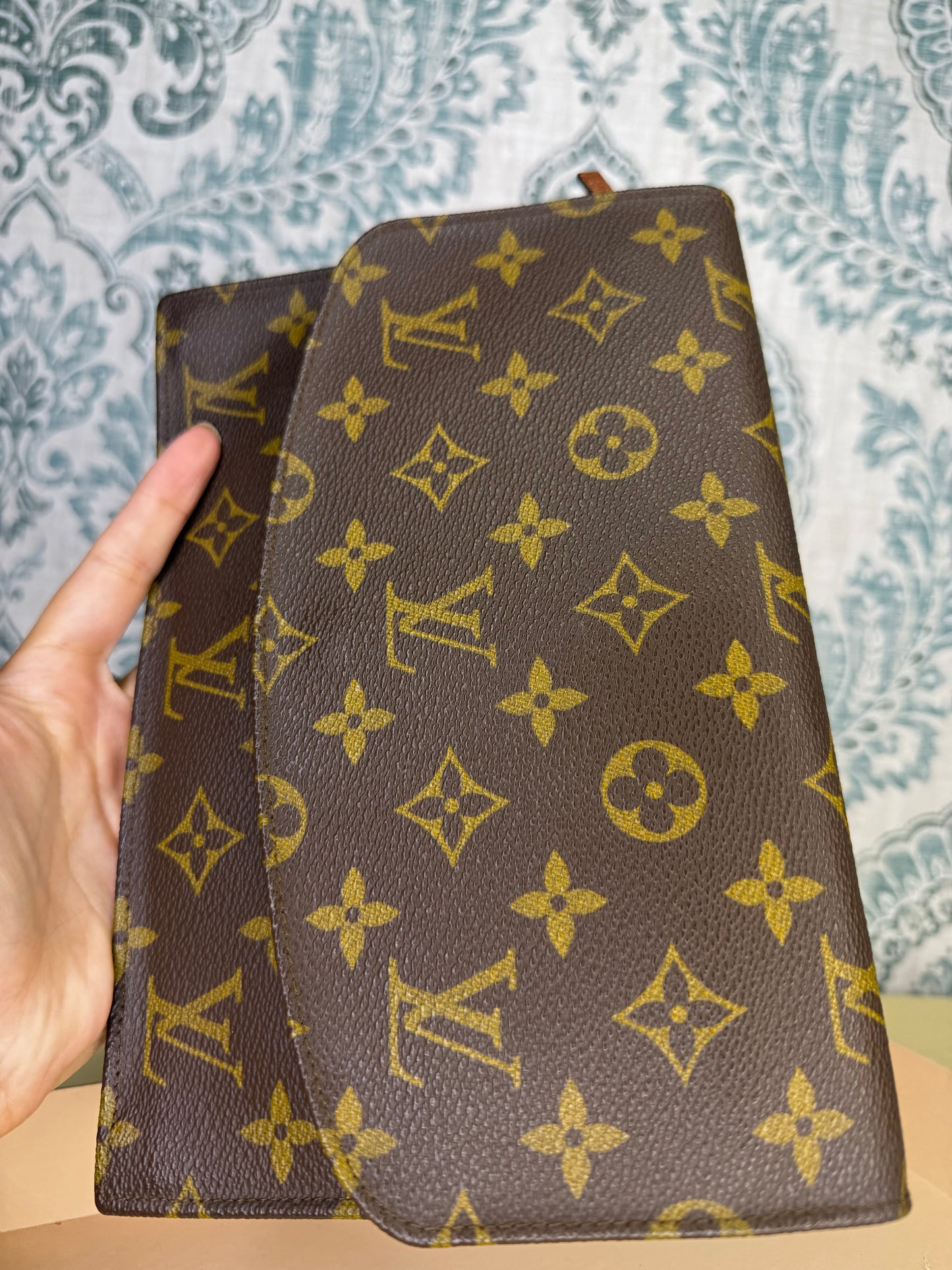 Louis Vuitton Pochette Rabat Clutch 23