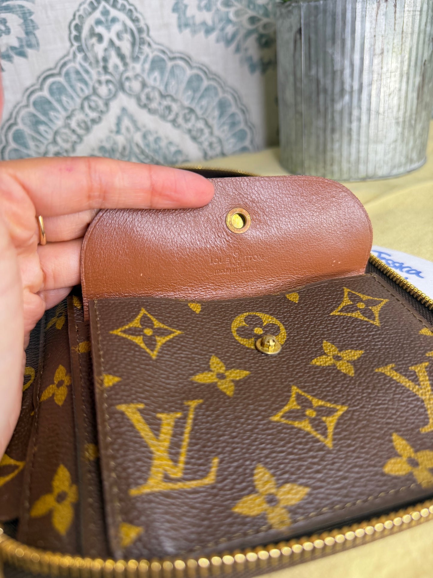 Louis Vuitton Escapade Travel Organizer Wallet
