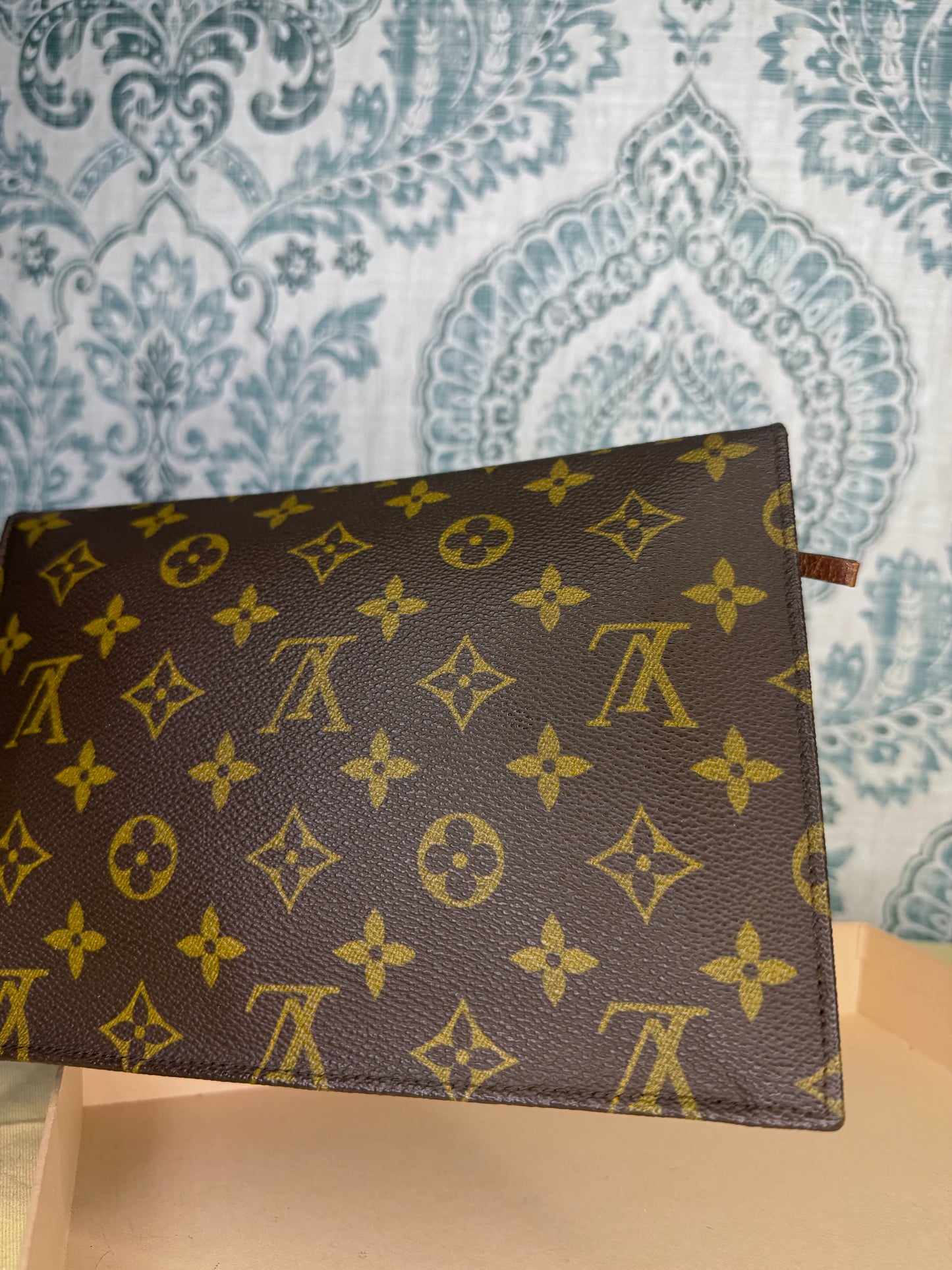 Louis Vuitton Pochette Rabat Clutch 23