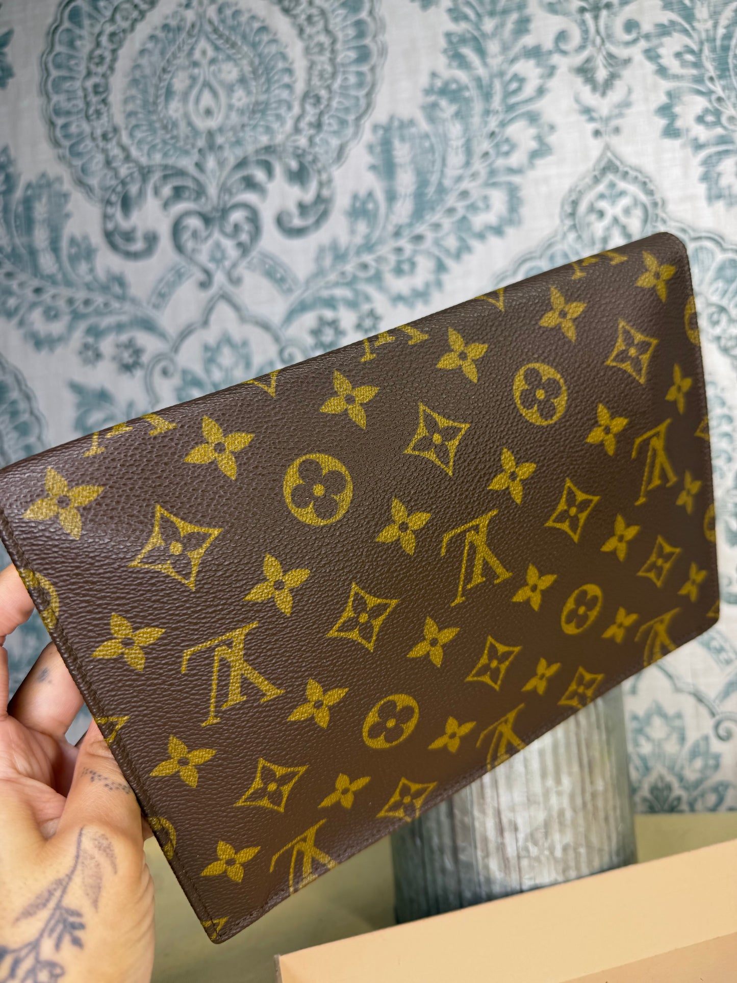 Louis Vuitton Pochette Rabat Clutch 23